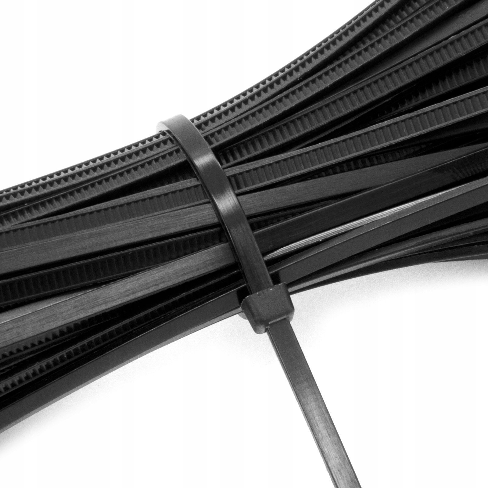 TRYTYTKA TRYTYTKI OPASKI ZACISKOWE 2.5X200mm UV Marka inna