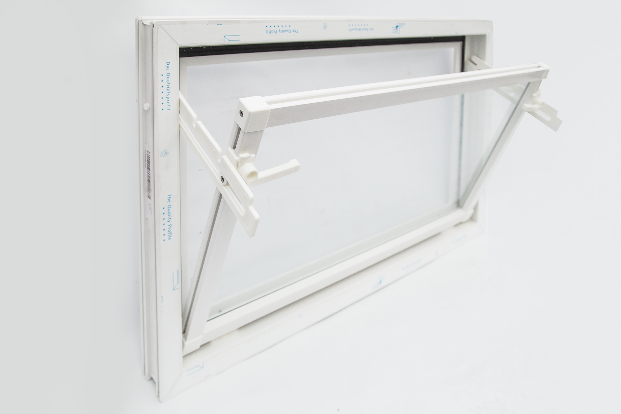 OKNO GOSPODARCZE VEKA PLUS INWENTARSKIE BIAŁE 60x60