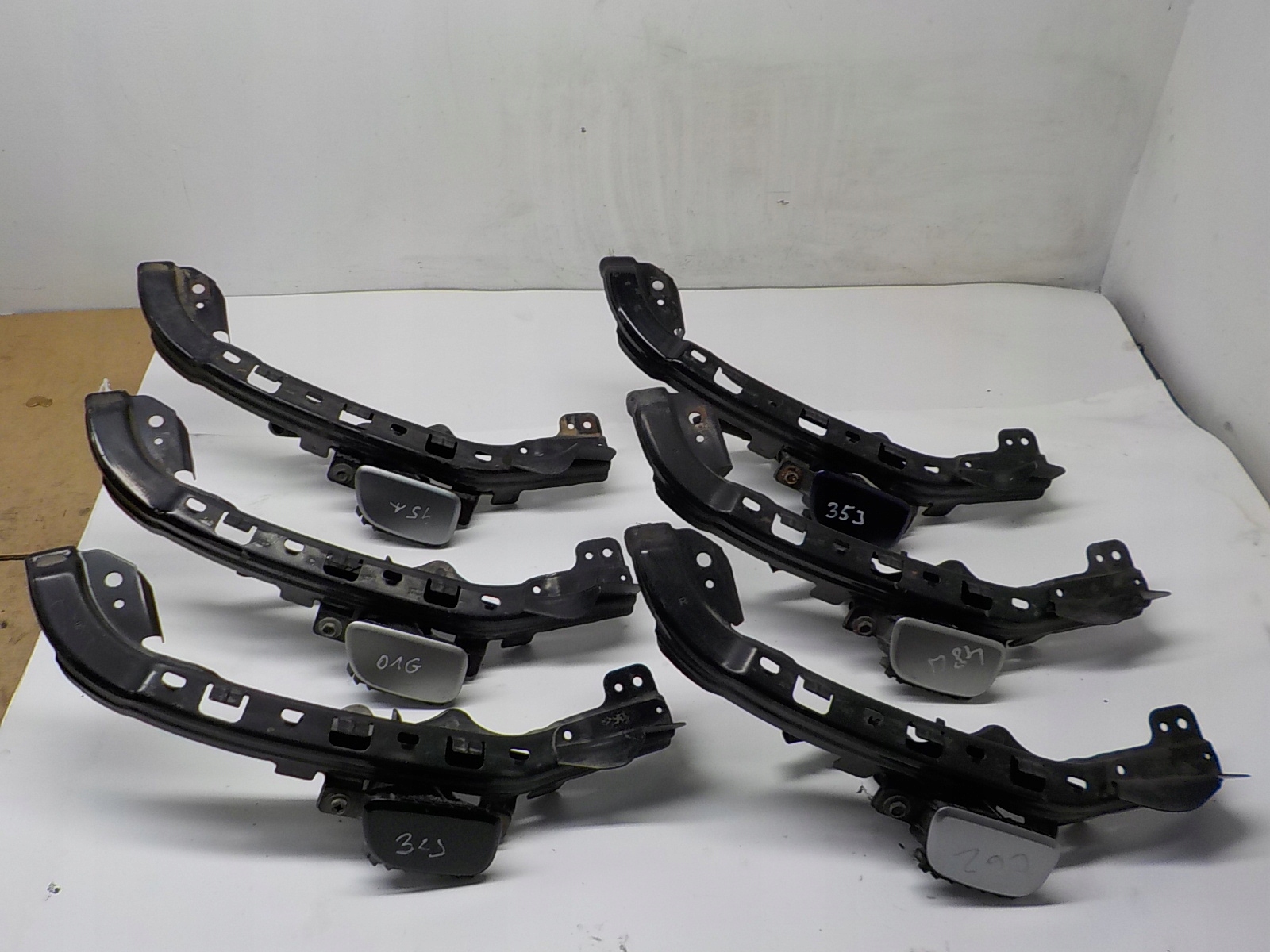 213-2205SG - FORESTER ПОЛОСА ДЛЯ ЛАМПЫ ПРАВАЯ ШАЙБА ЛАМПЫ