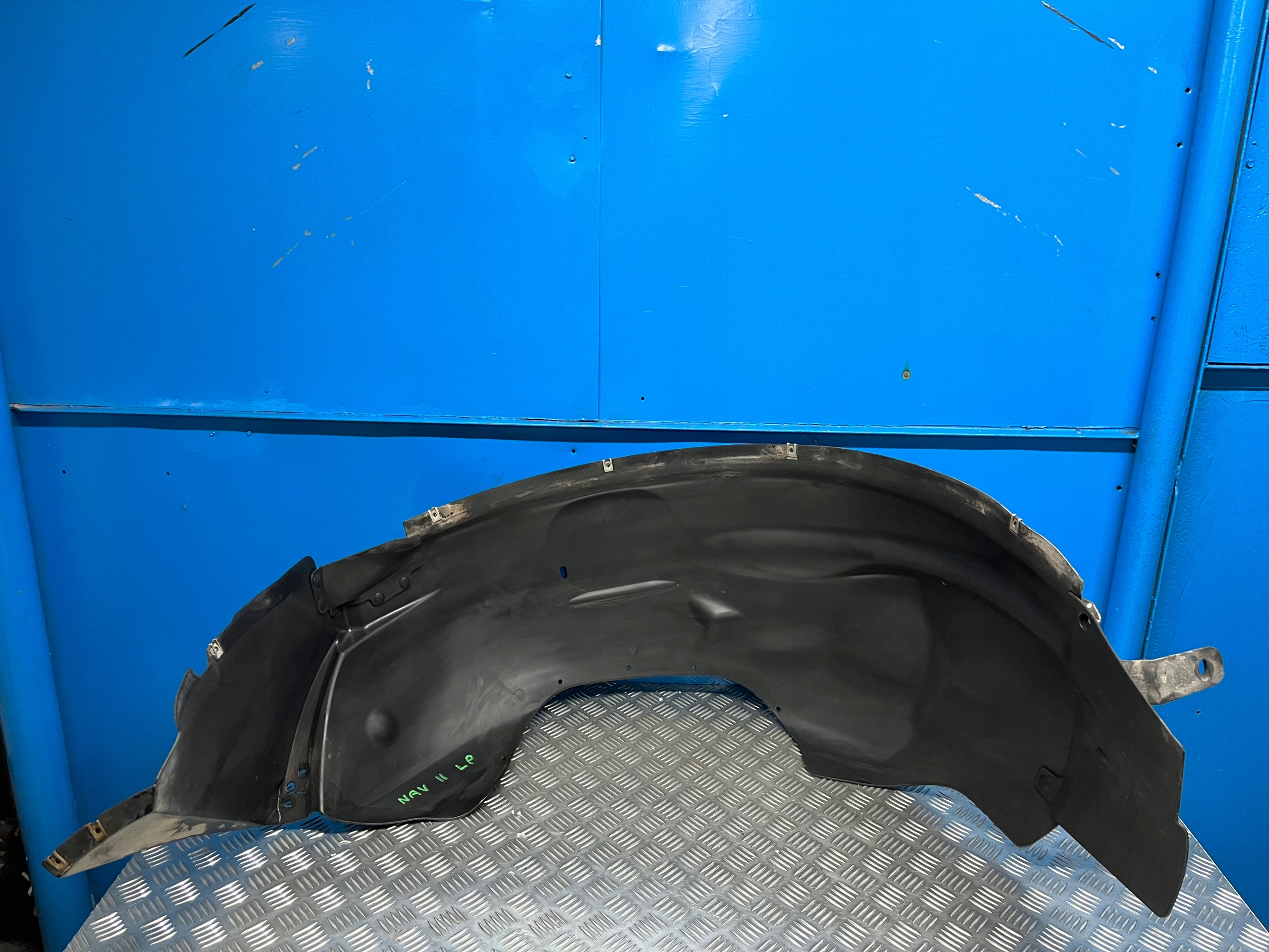 LINCOLN NAVIGATOR II 05 NADKOLE LEWY PRZÓD