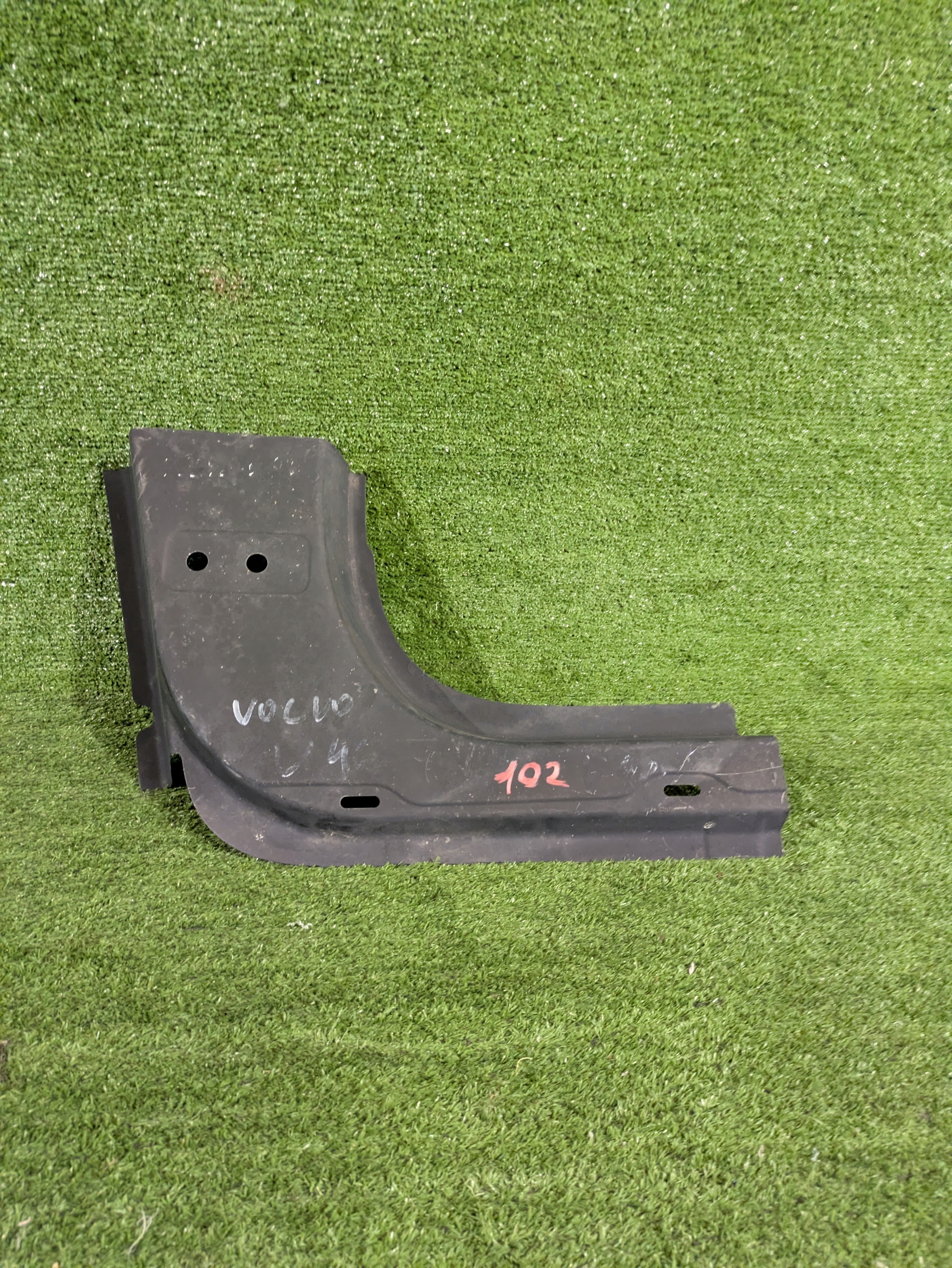 threshold pillar left VOLVO V40 NR.102