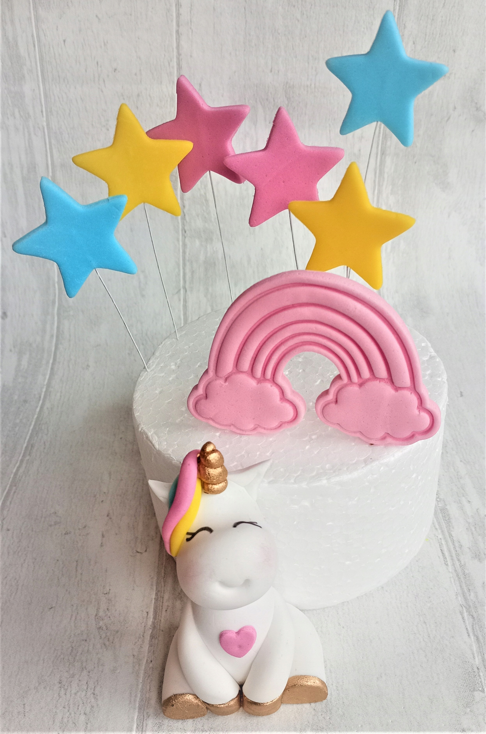 Levně Jednorožec Unicorn figurka duha hvězdičky Dekorace z cukrové hmoty