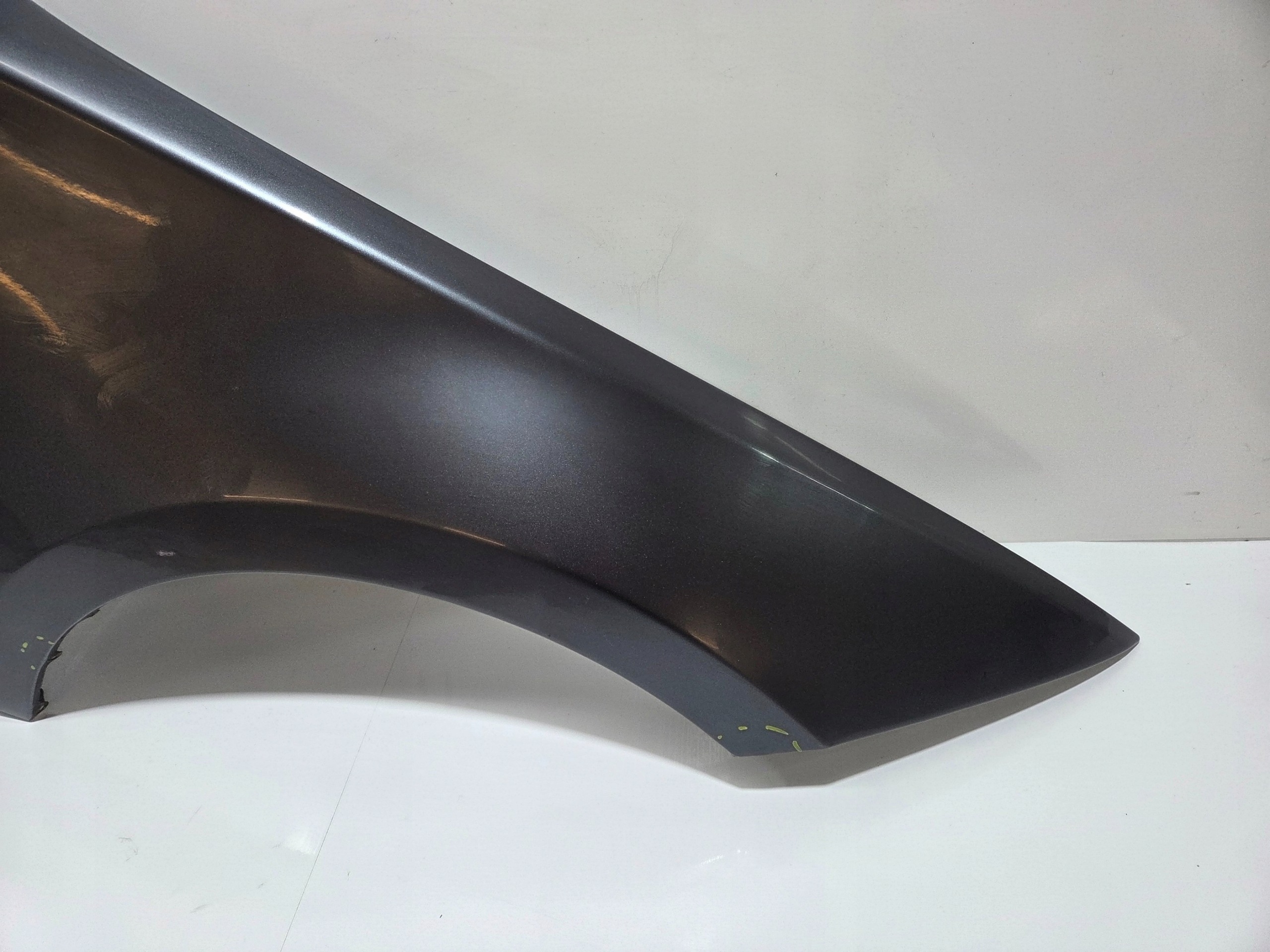 aile droite avant BMW E87 SPARKLING GRAPHIRE A22/7