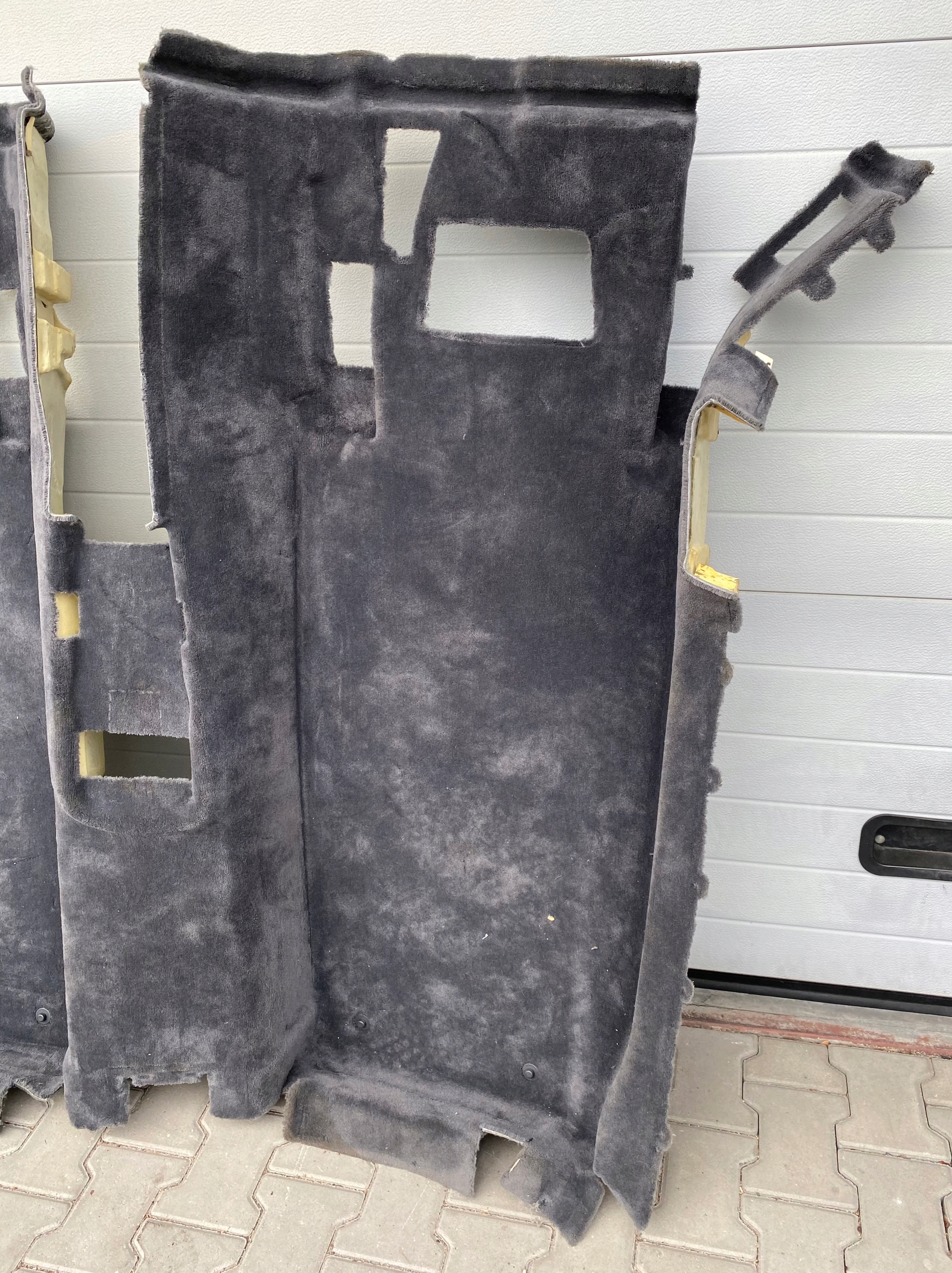 MERCEDES BENZ mats floor floor 2406800141