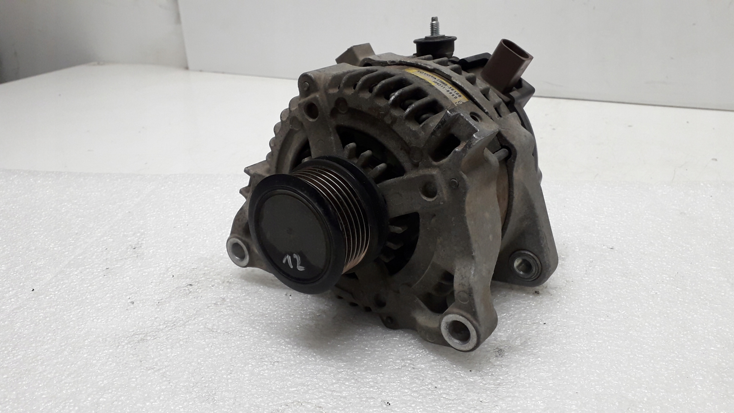TOYOTA LEXUS ALTERNATOR 27060-36100