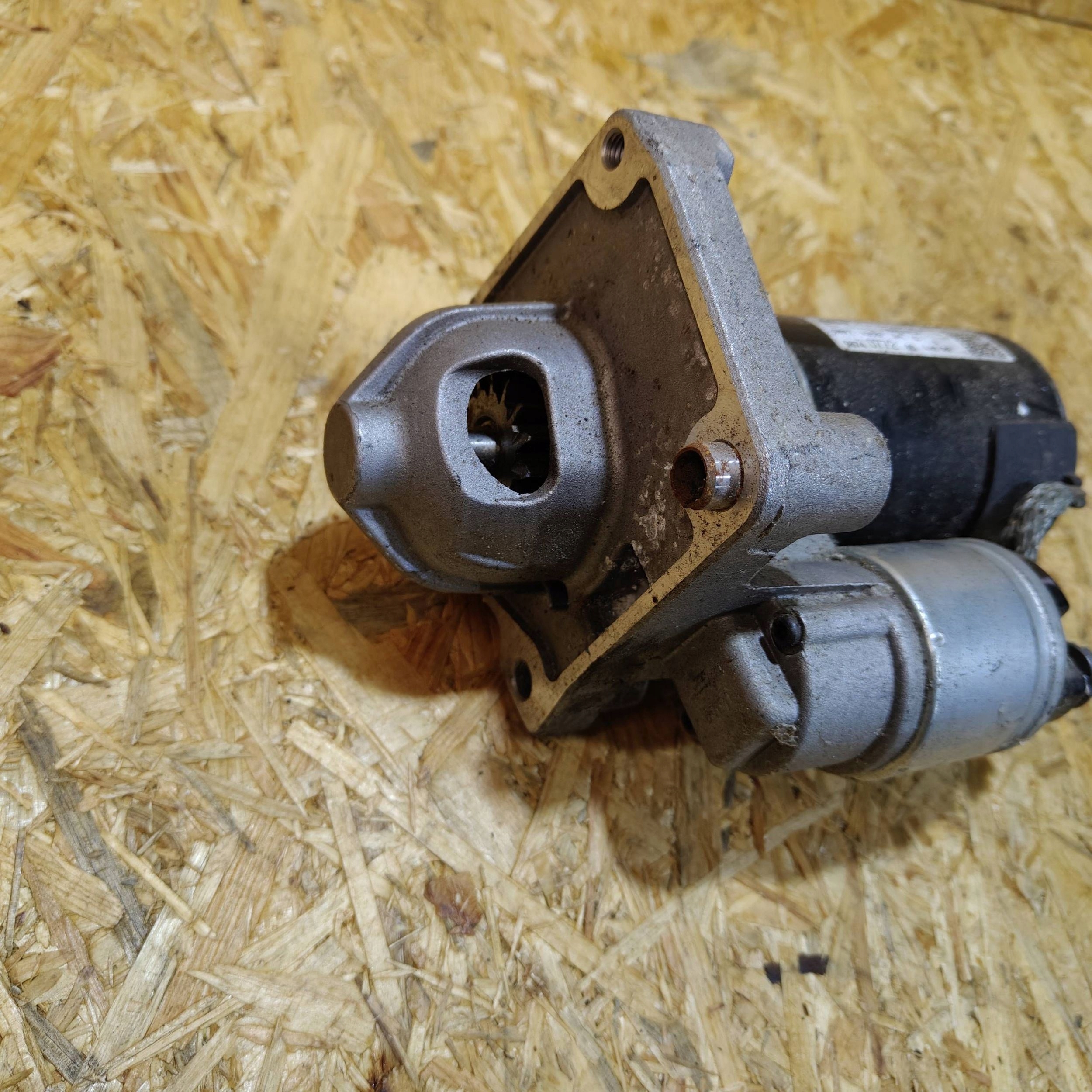 Peugeot 208 2015 starter