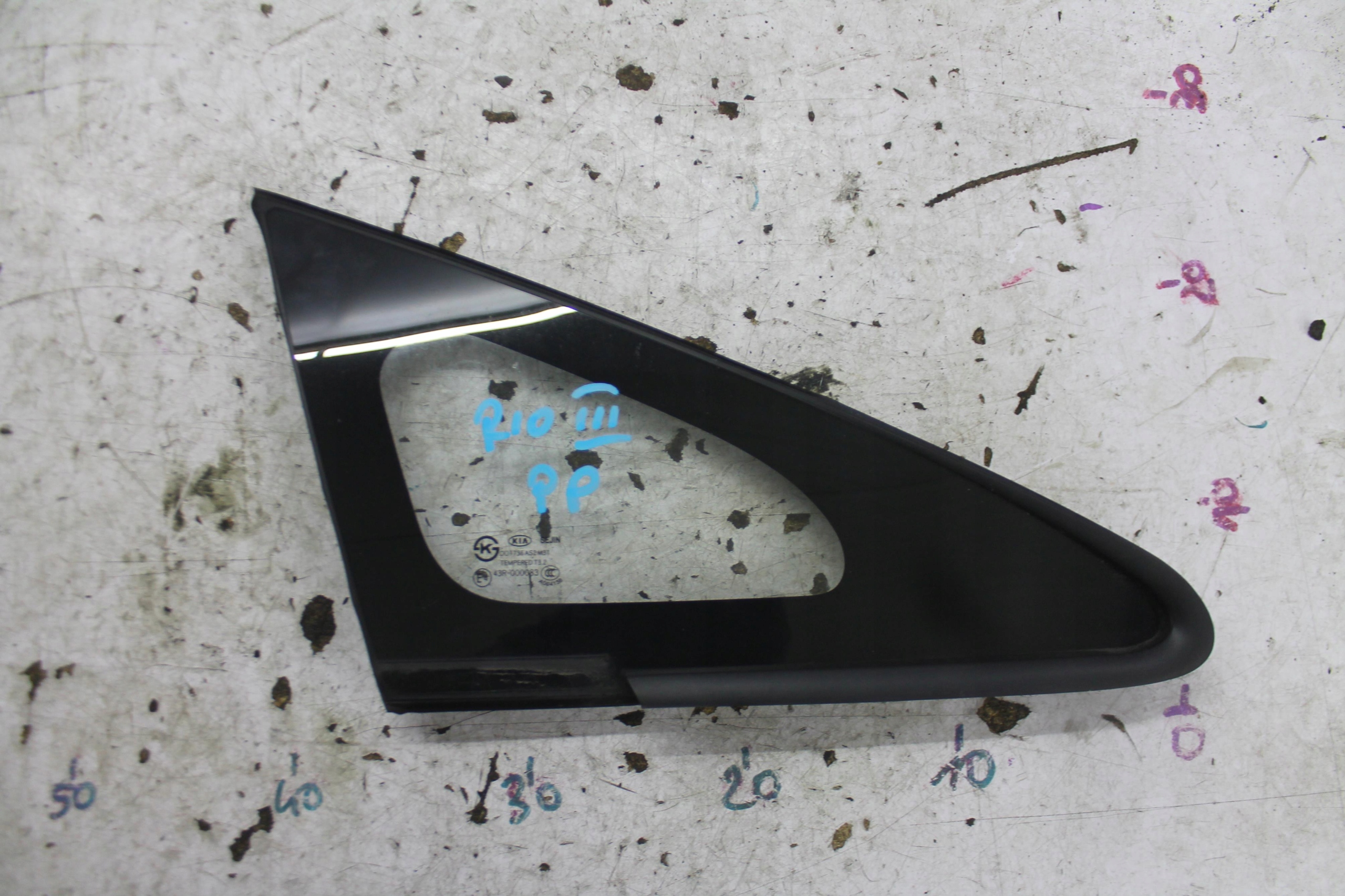 window bodywork right front KIA RIO III 5-D 11-17