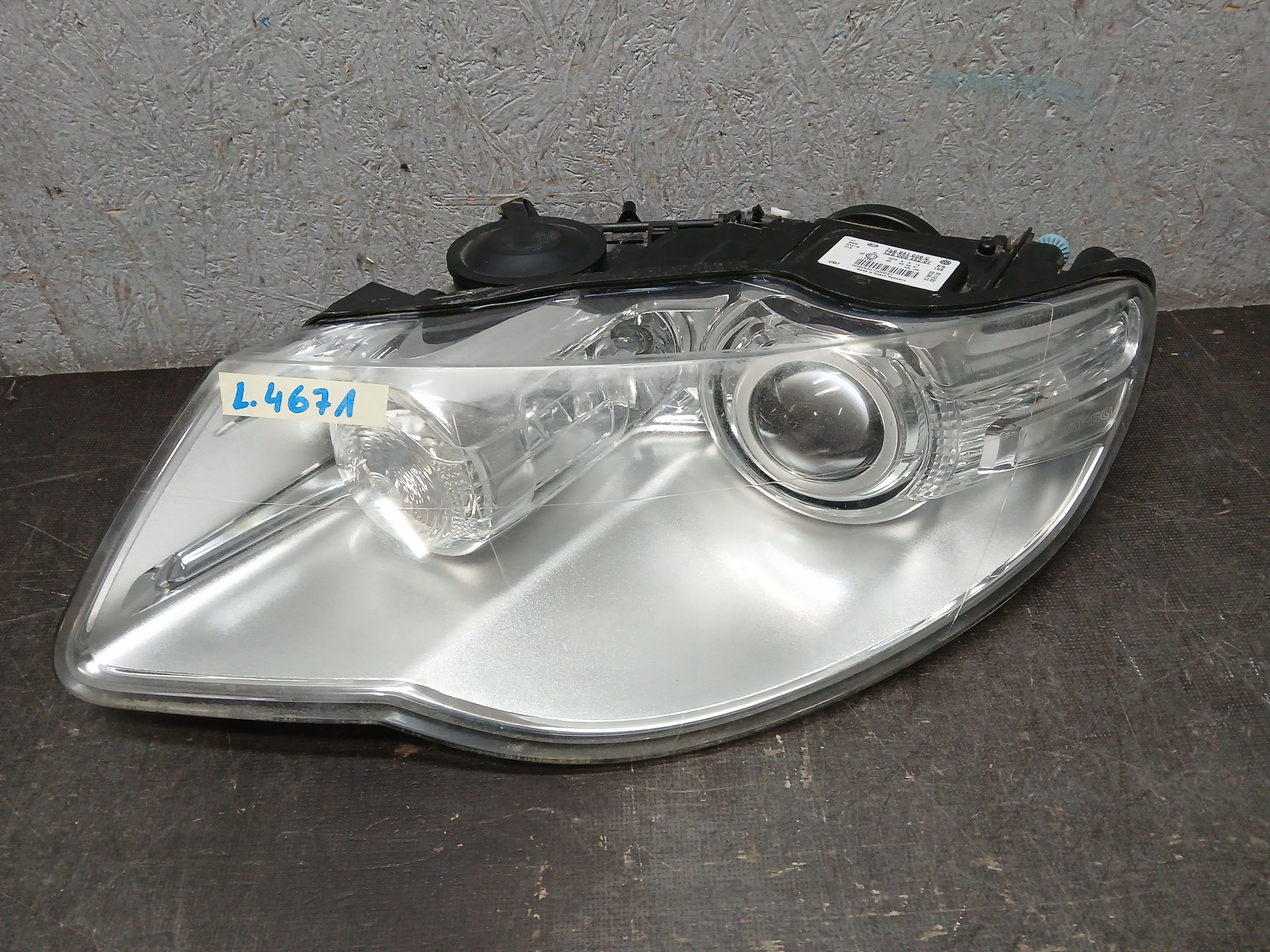 light front left VW TOUAREG XENON positioning LIFT 7L6941039C