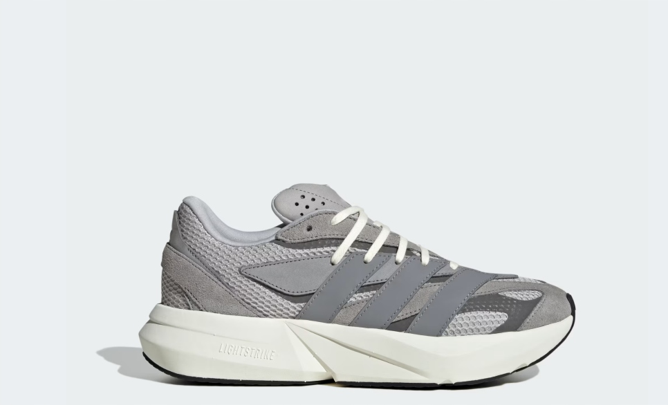 Adidas Tenisky Pánské boty Lightblaze IH8607 velikost 42