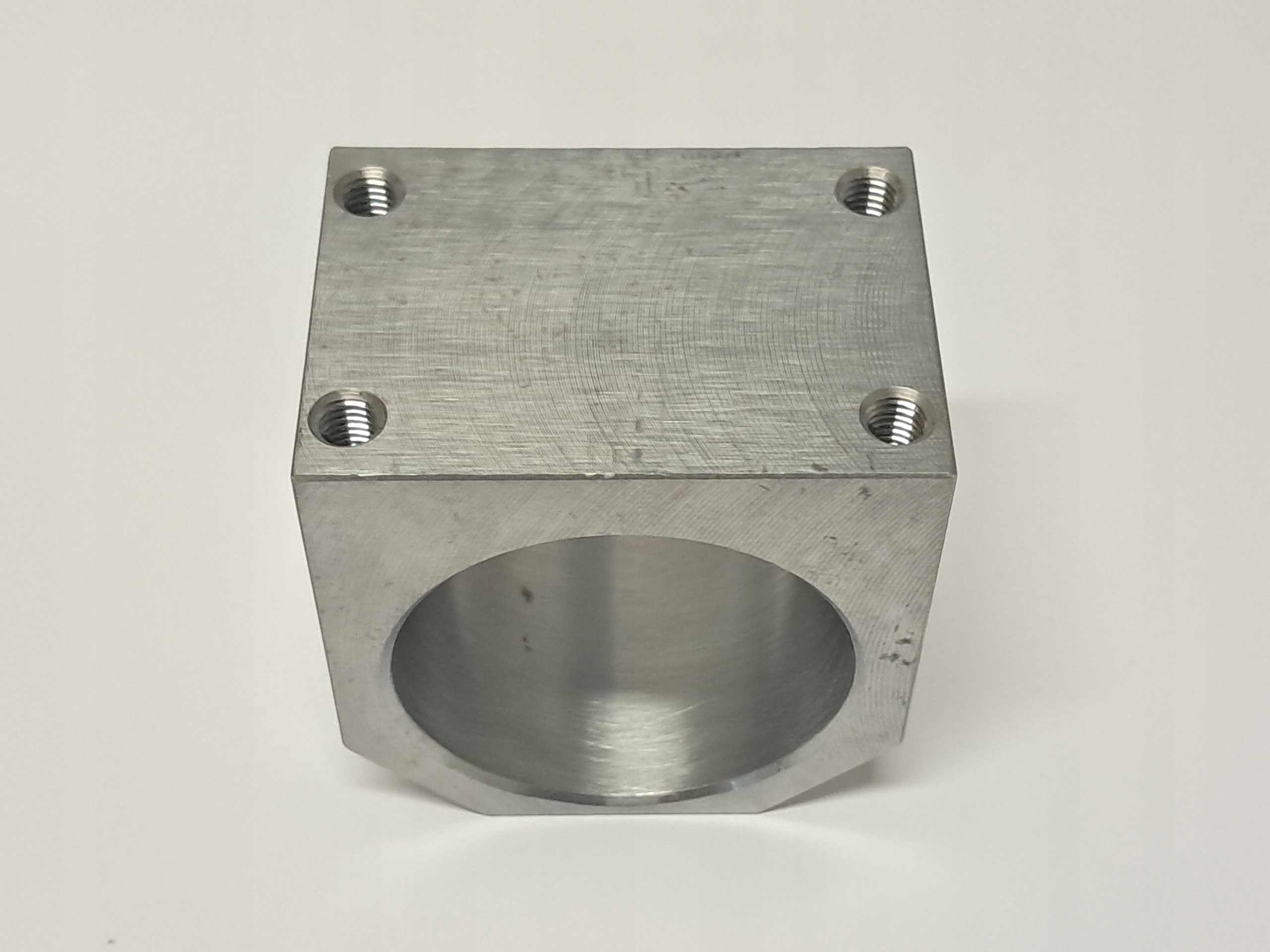 Lineární ložisko LM40 fi40 náboj ocelové pouzdro lehké provedení