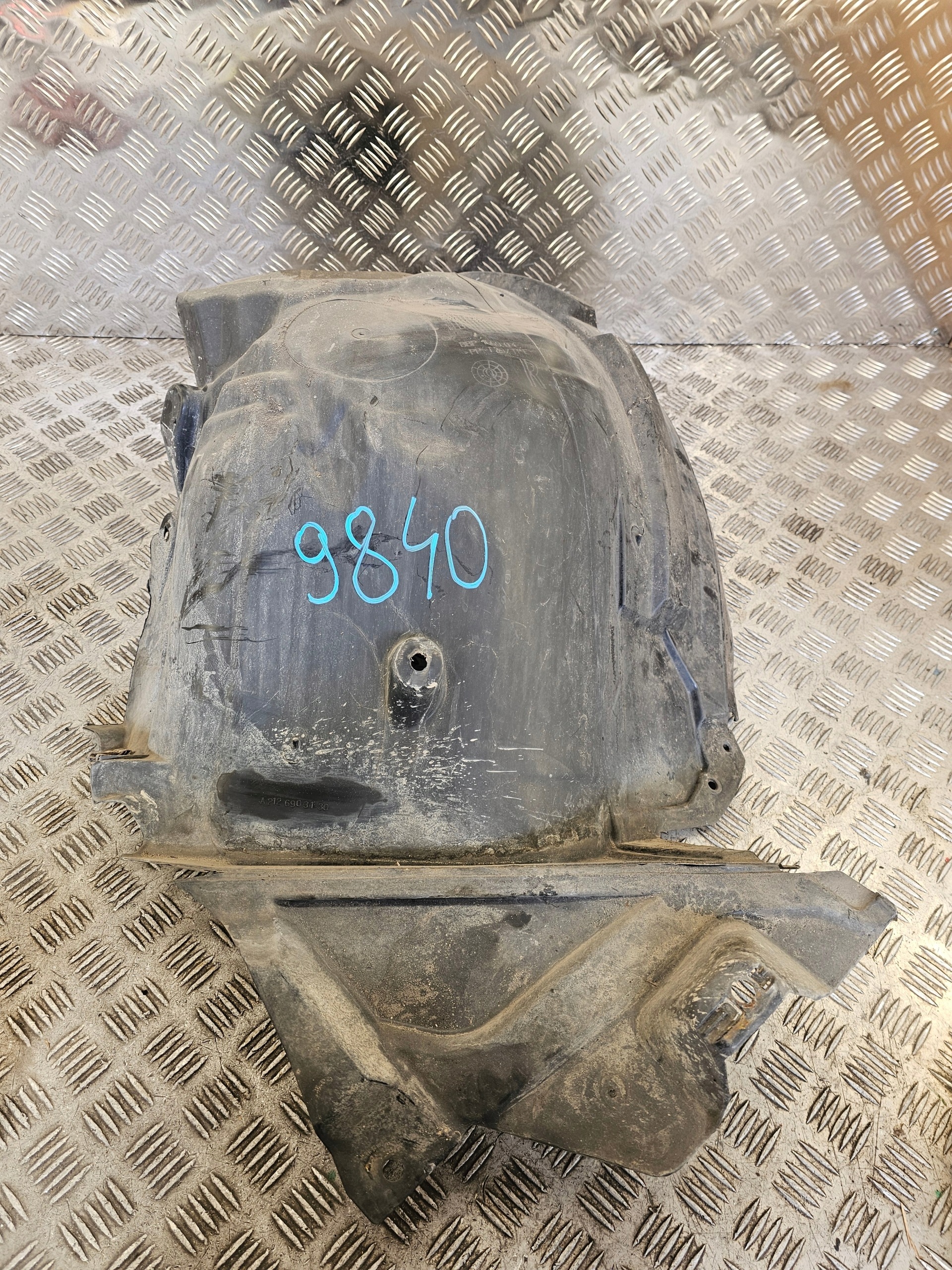 mudguard right front MERCEDES E W212 A2126903130