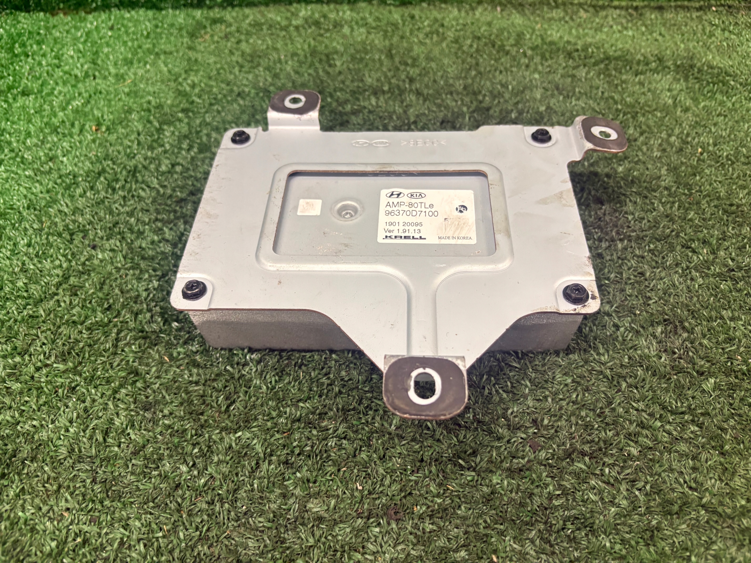 amplifier AUDIO HYUNDAI TUCSON III 96370D7100