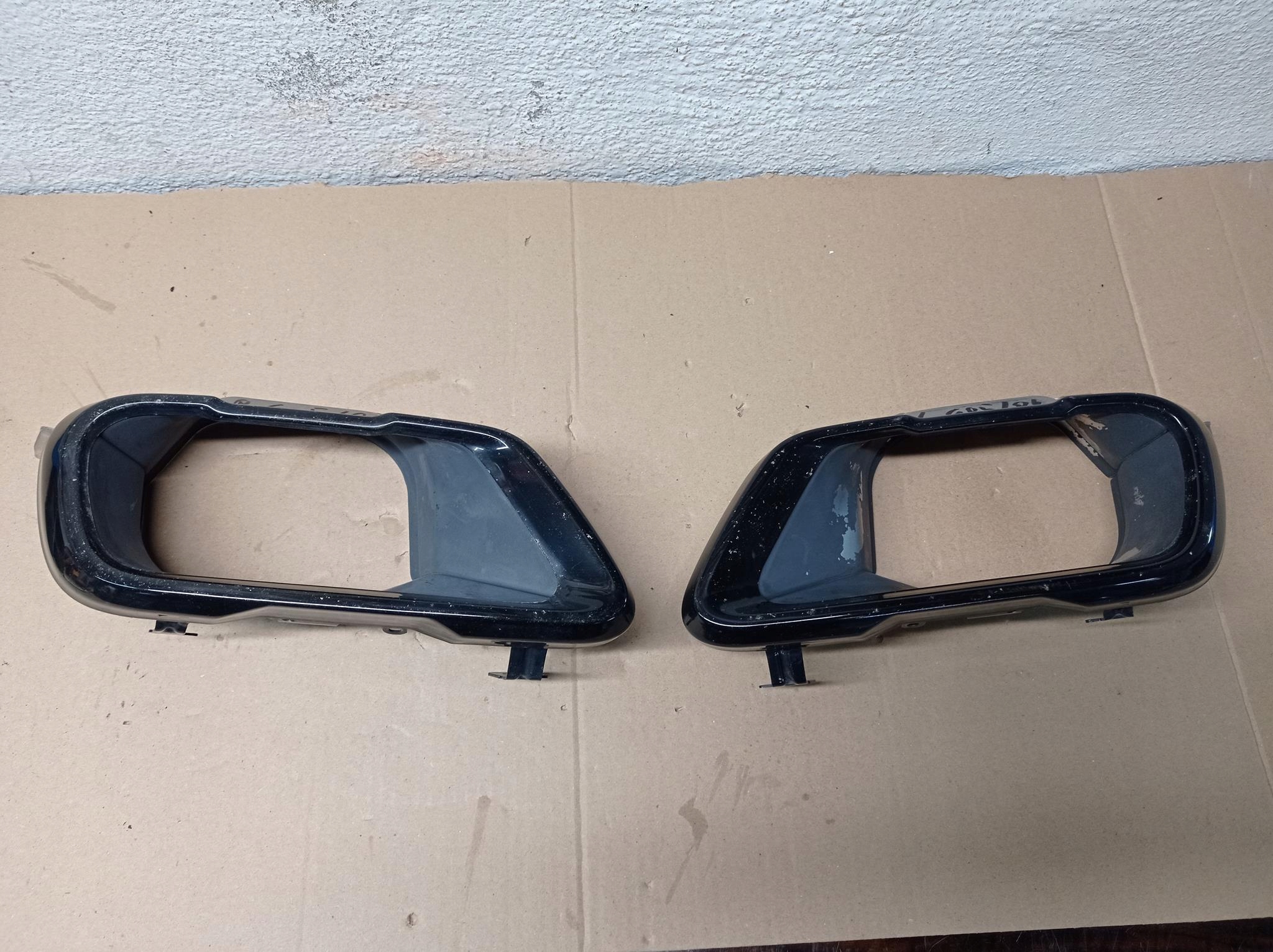 8078670 - Вихлопні труби BMW G05 G06 в зборі