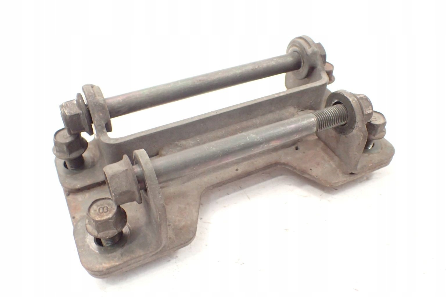139423-1111 - Yamaha XV 1700 воїн кріплення кронштейн двигуна