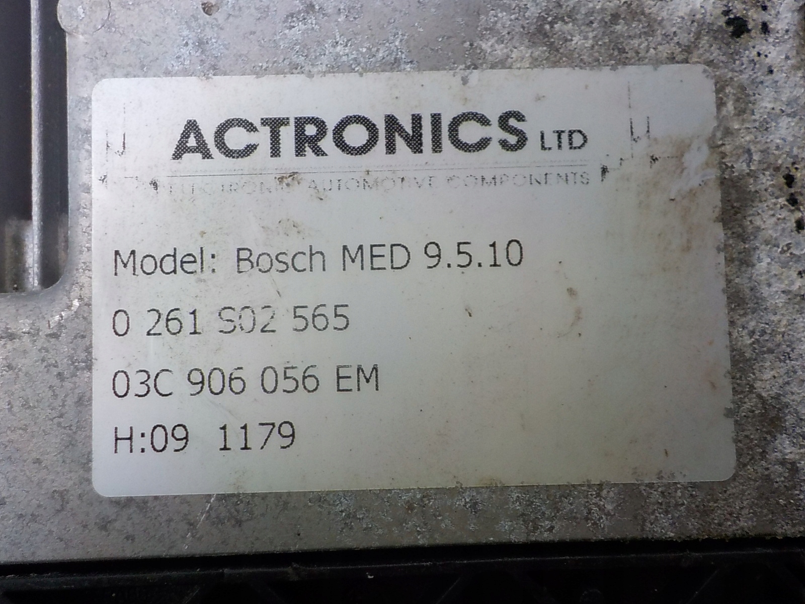 VW computer control unit 03C906056EM 0261S02565