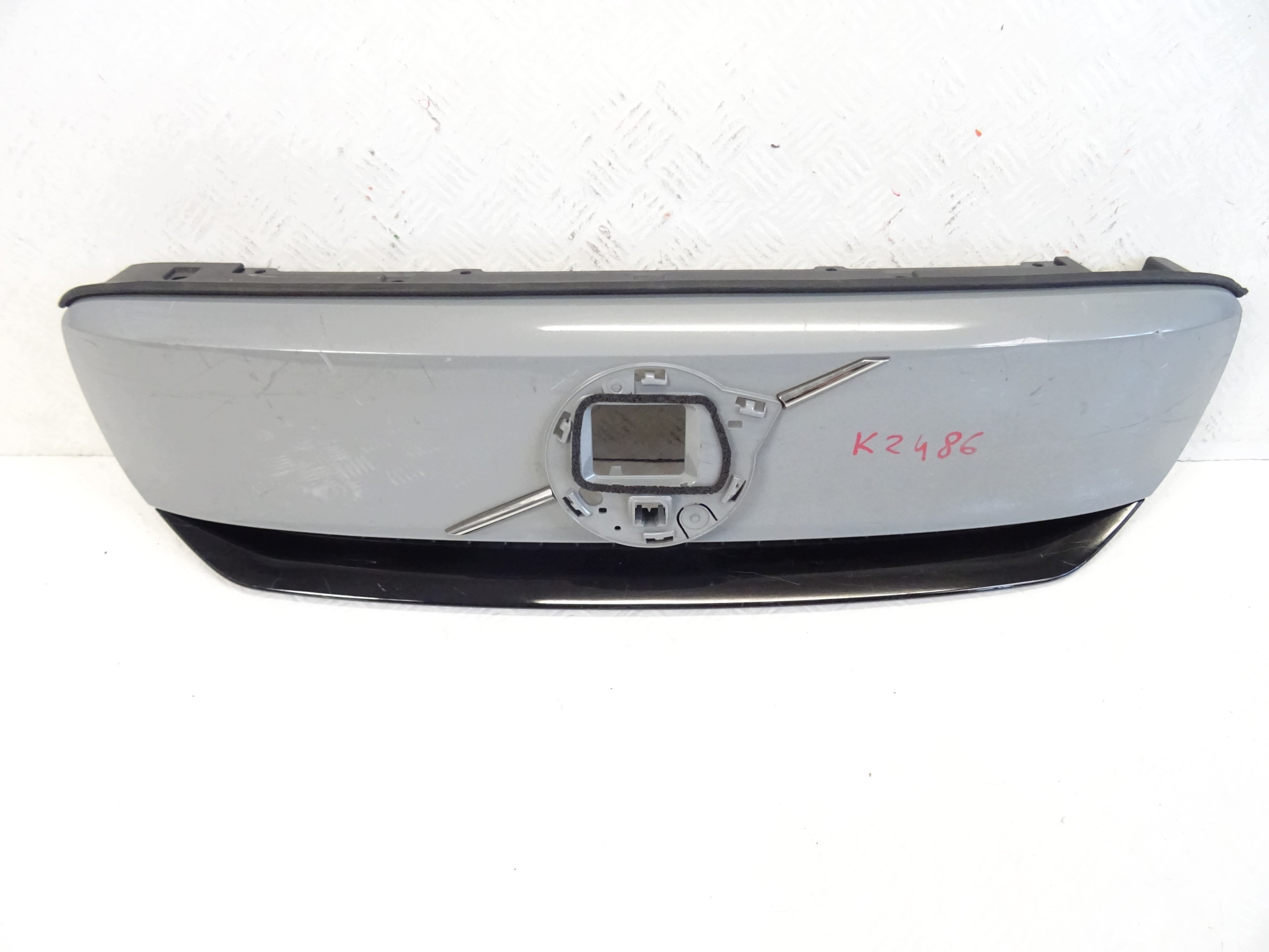 grill grille front front VOLVO XC40 32390715