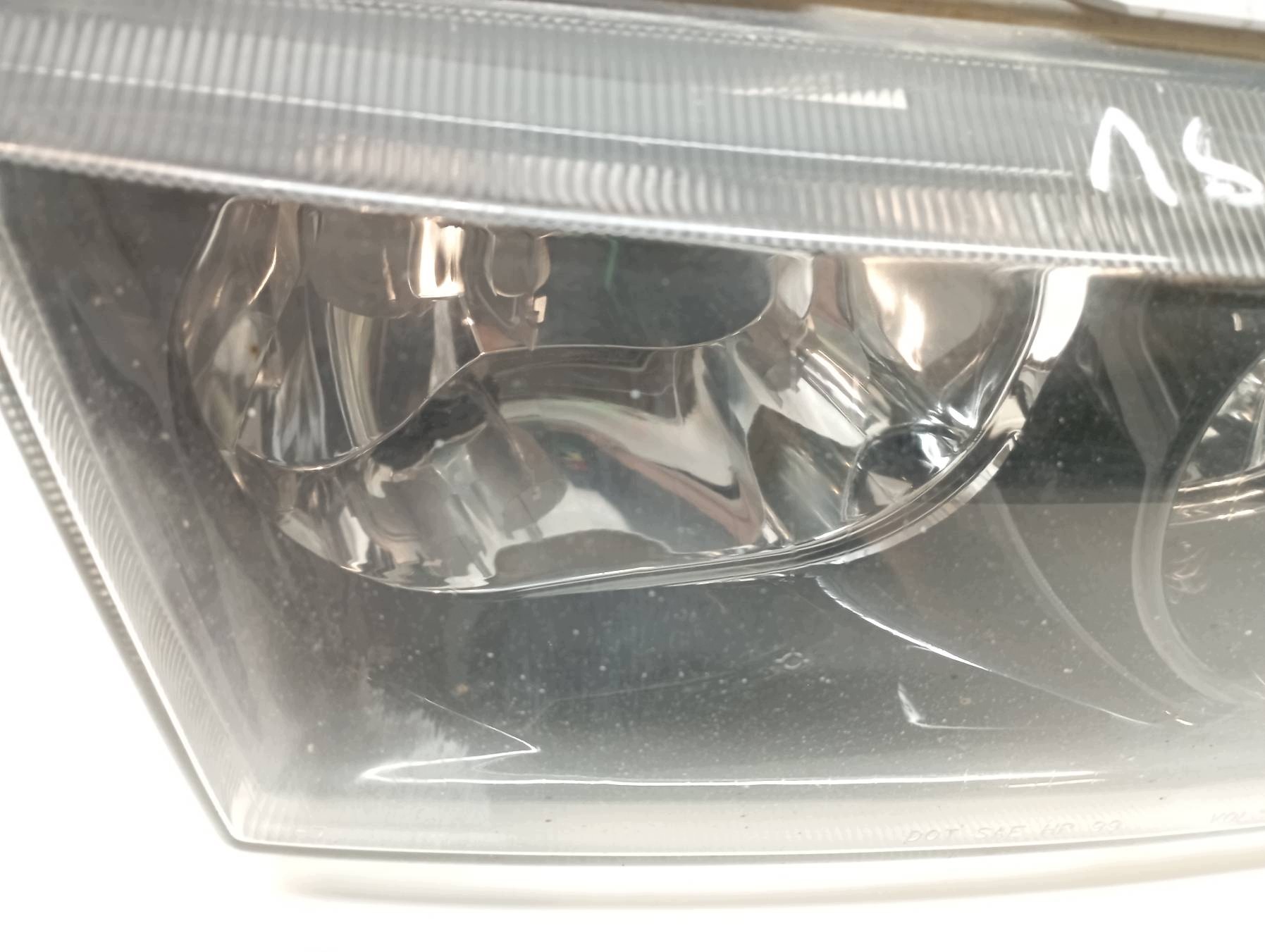 light front right LIFT EU Volvo V40 and (1995-2004)