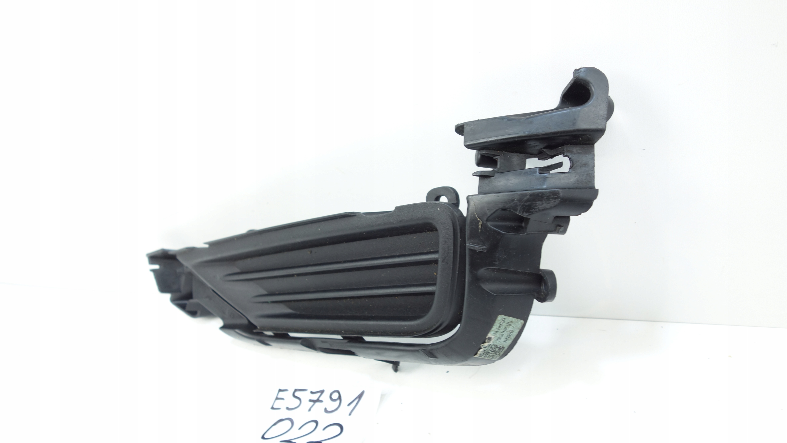 grid of a bumper left front VOLVO XC90 II 2014- 31425512