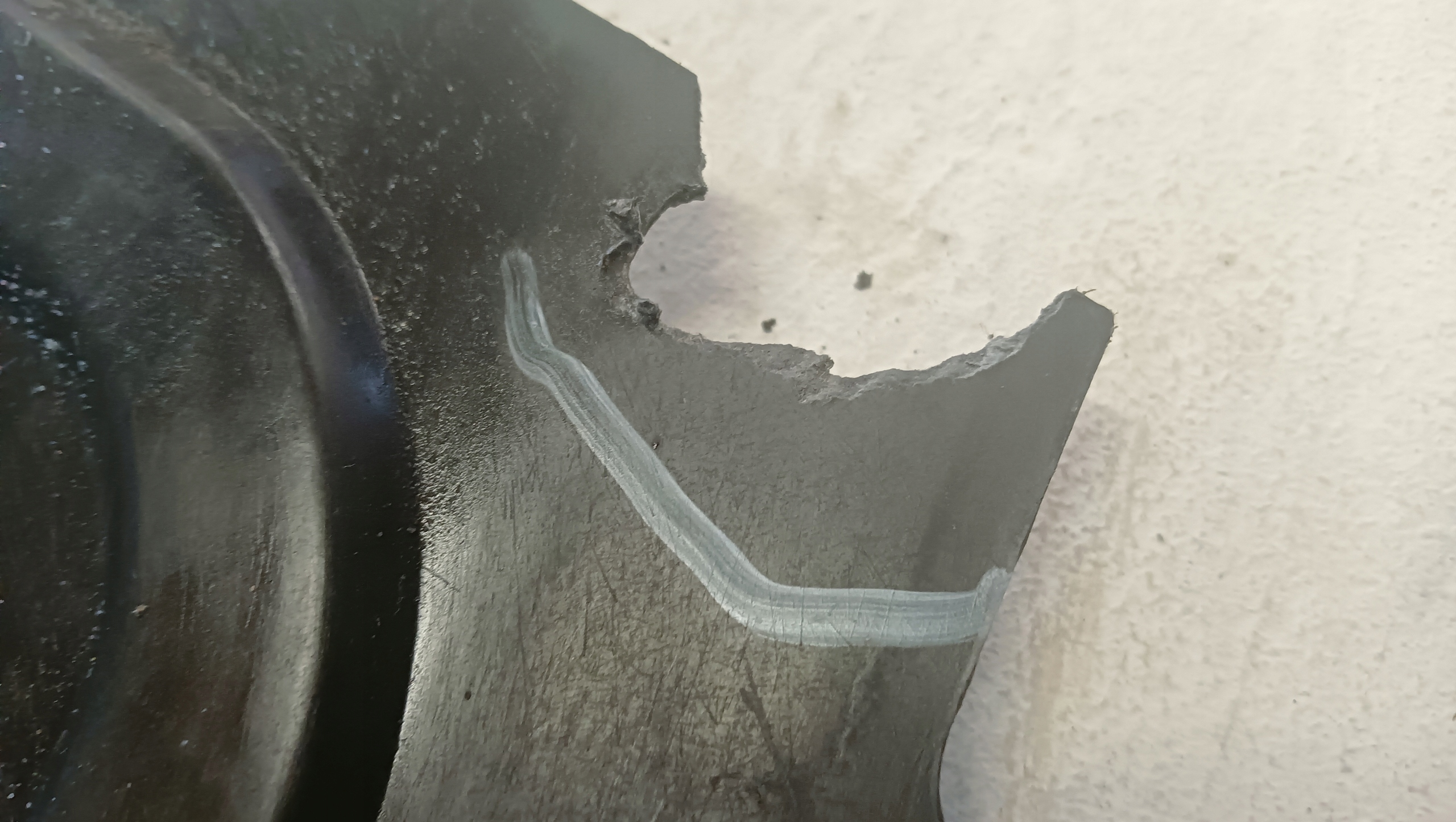 SKODA FABIA III OSŁONA POD SILNIK 6C0825235A Jakość części (zgodnie z GVO) Q - oryginał z logo producenta części (OEM, OES)