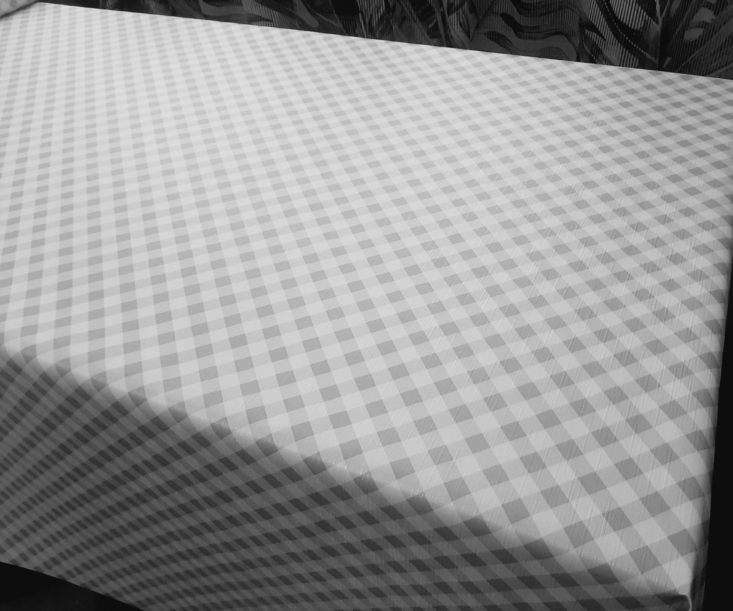 CERATA, CERATY, OBRUS, KRATKA POPIELATO BIAŁA Marka Ergis