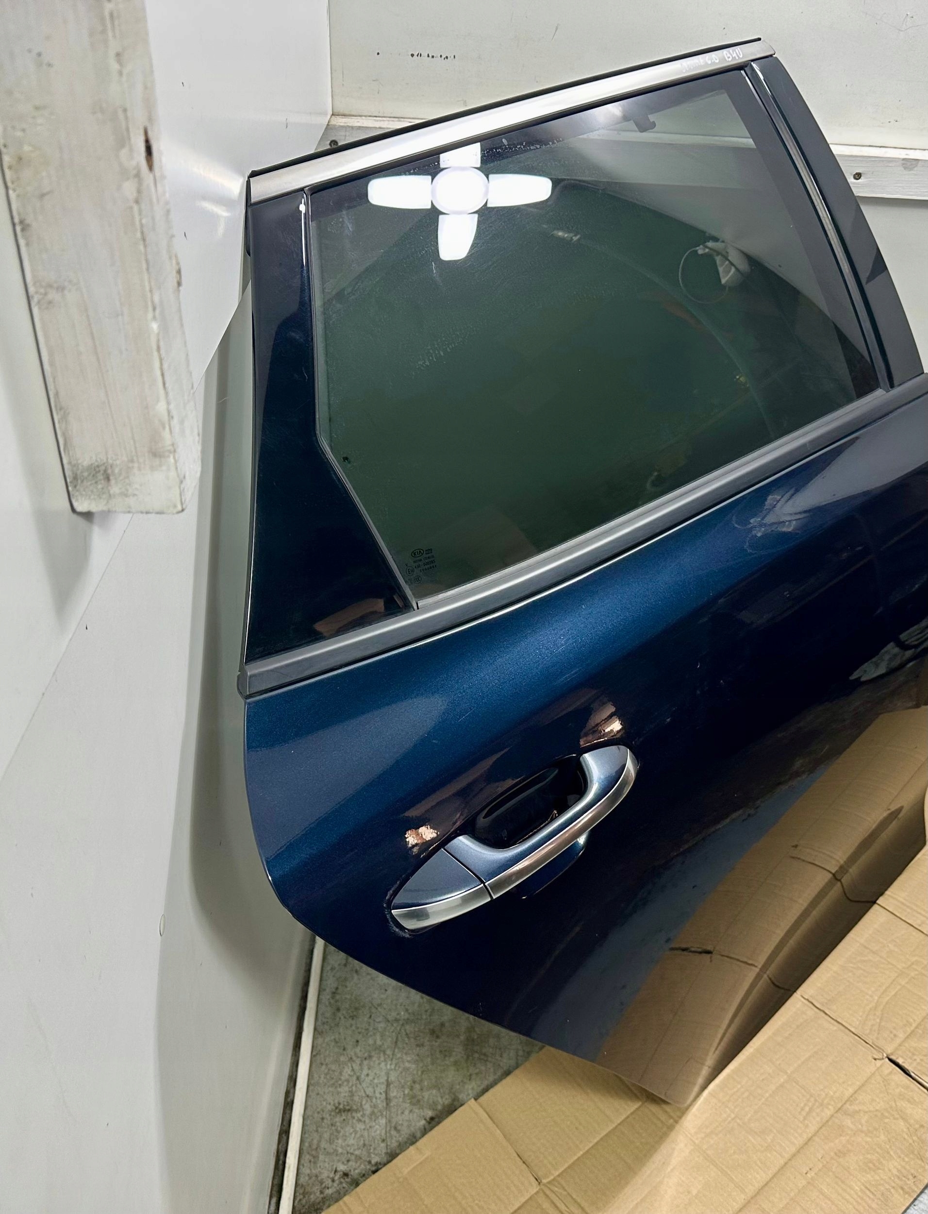 KIA Optima 2018 Tył strona prawa Drzwi B4U 77004D4000 Typ samochodu Samochody osobowe