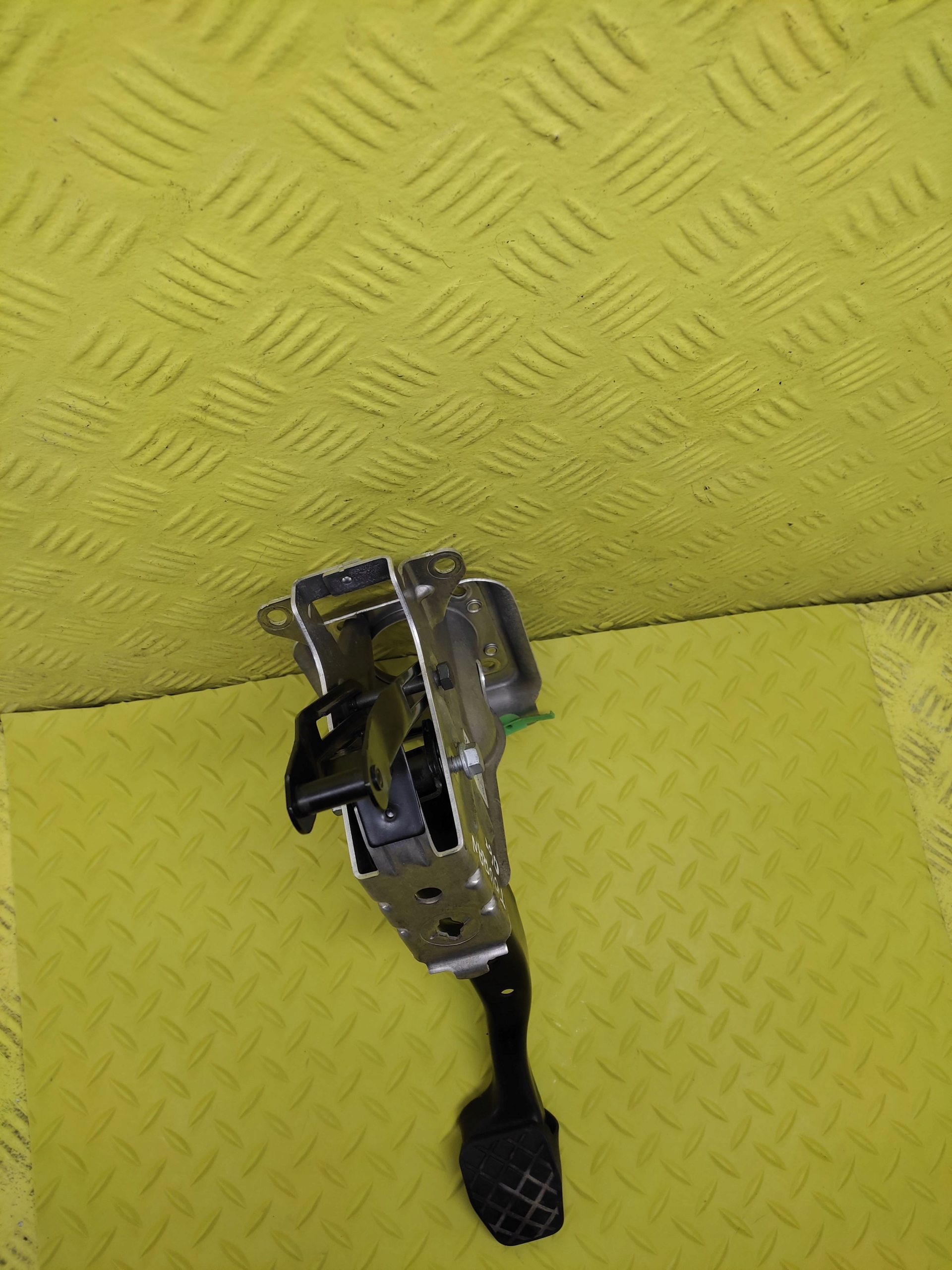 VW TOURAN PEDAL Bremse 1T1721057P