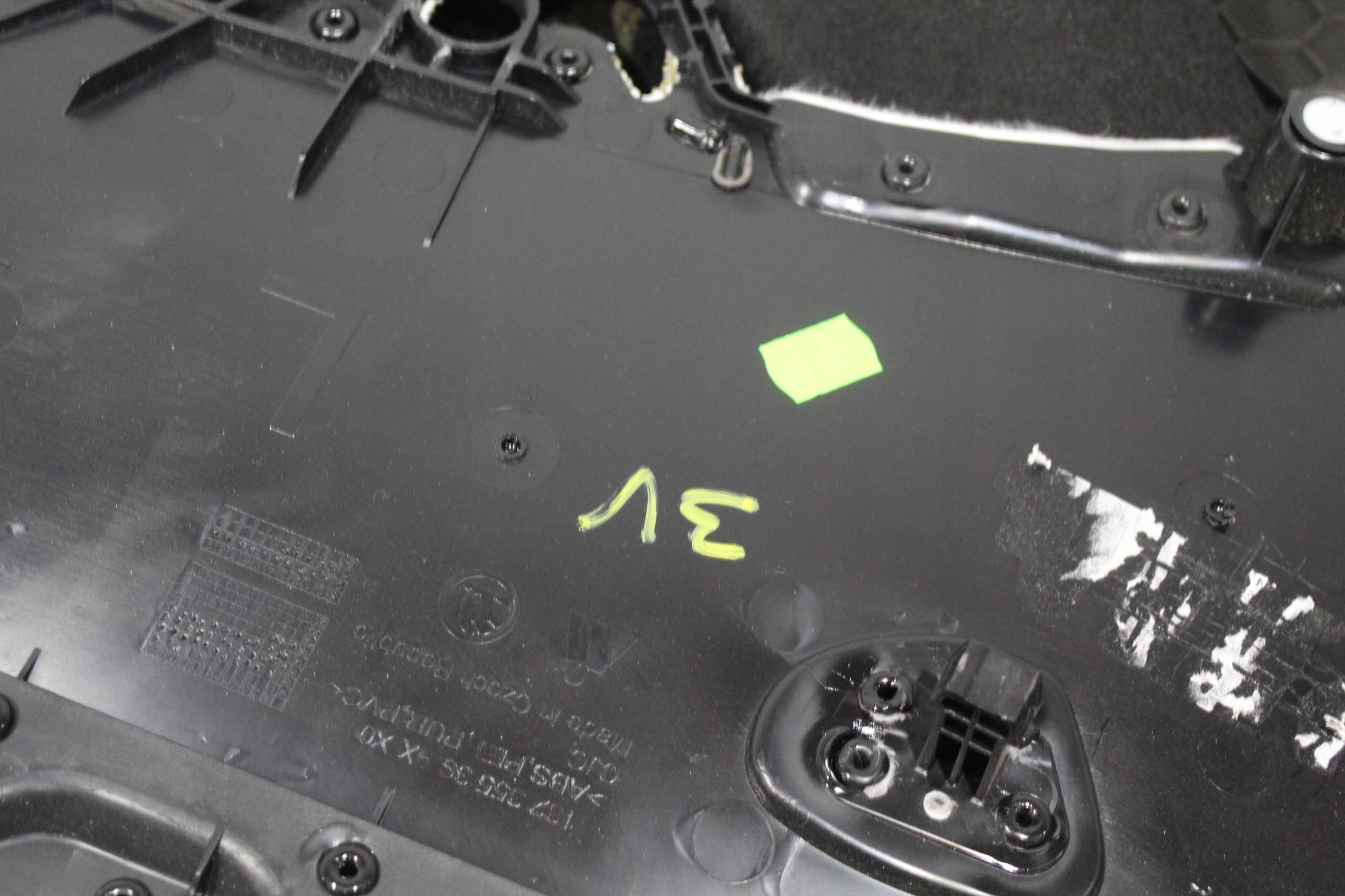 side door left rear part SUPERB III 3 3V0