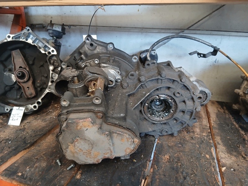 převodovka CRN VW T4 2.4D 1.9D