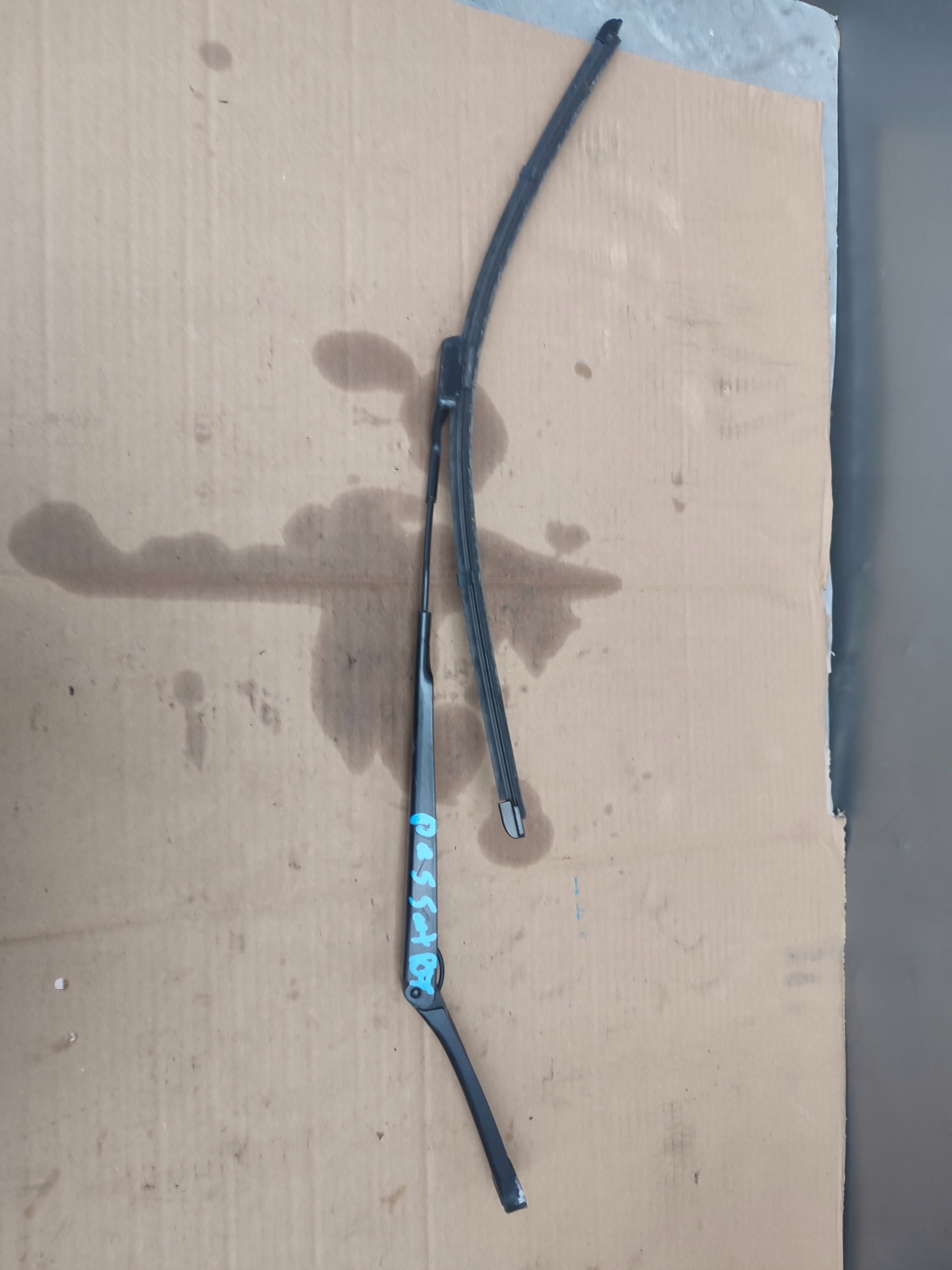 wiper arm front left VW PASSAT B6 B7 3C1955409C