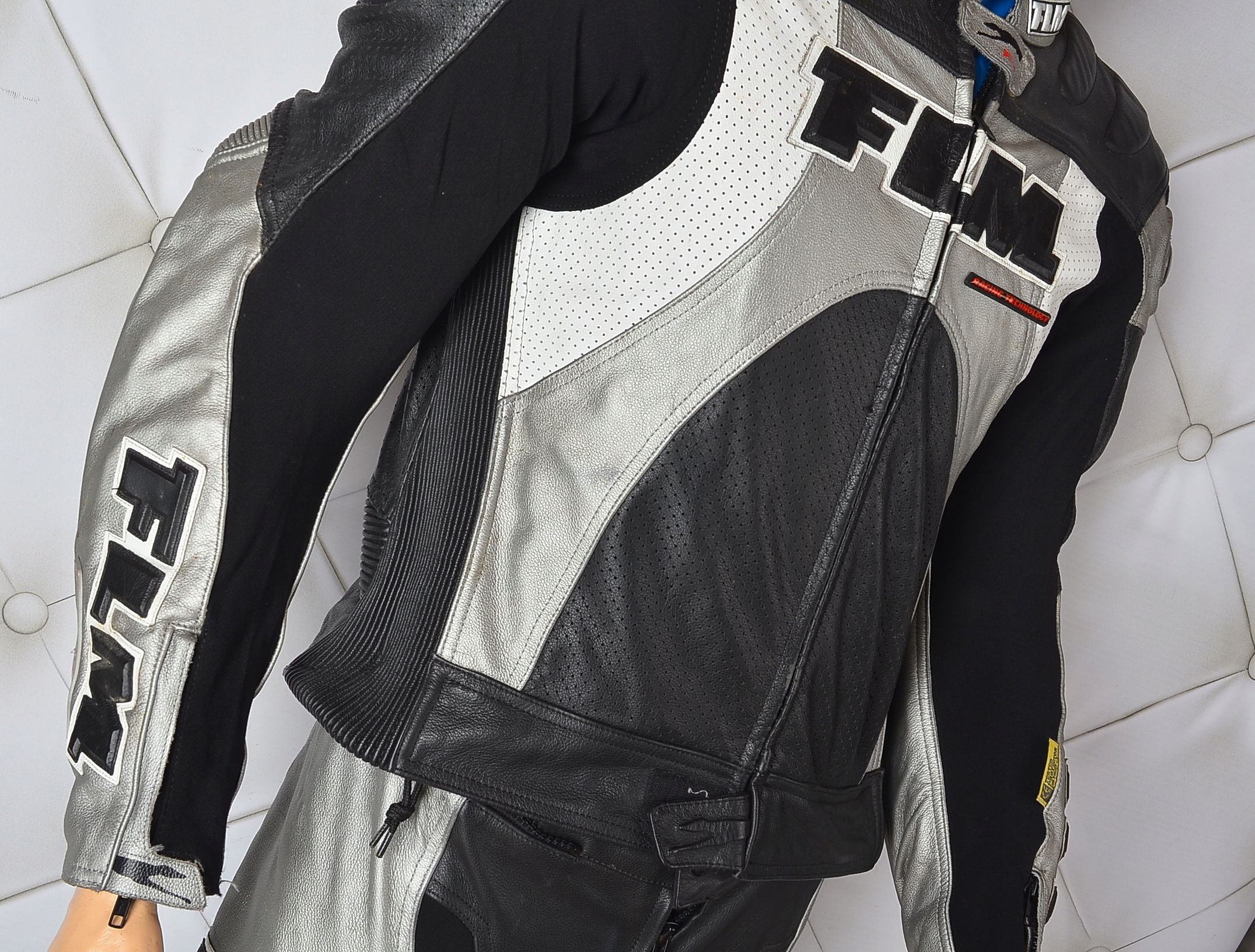 REWELACYJNY KOMBINEZON MOTOCYKLOWY POLO FLM GARB 52/ XL Rodzaj Męskie