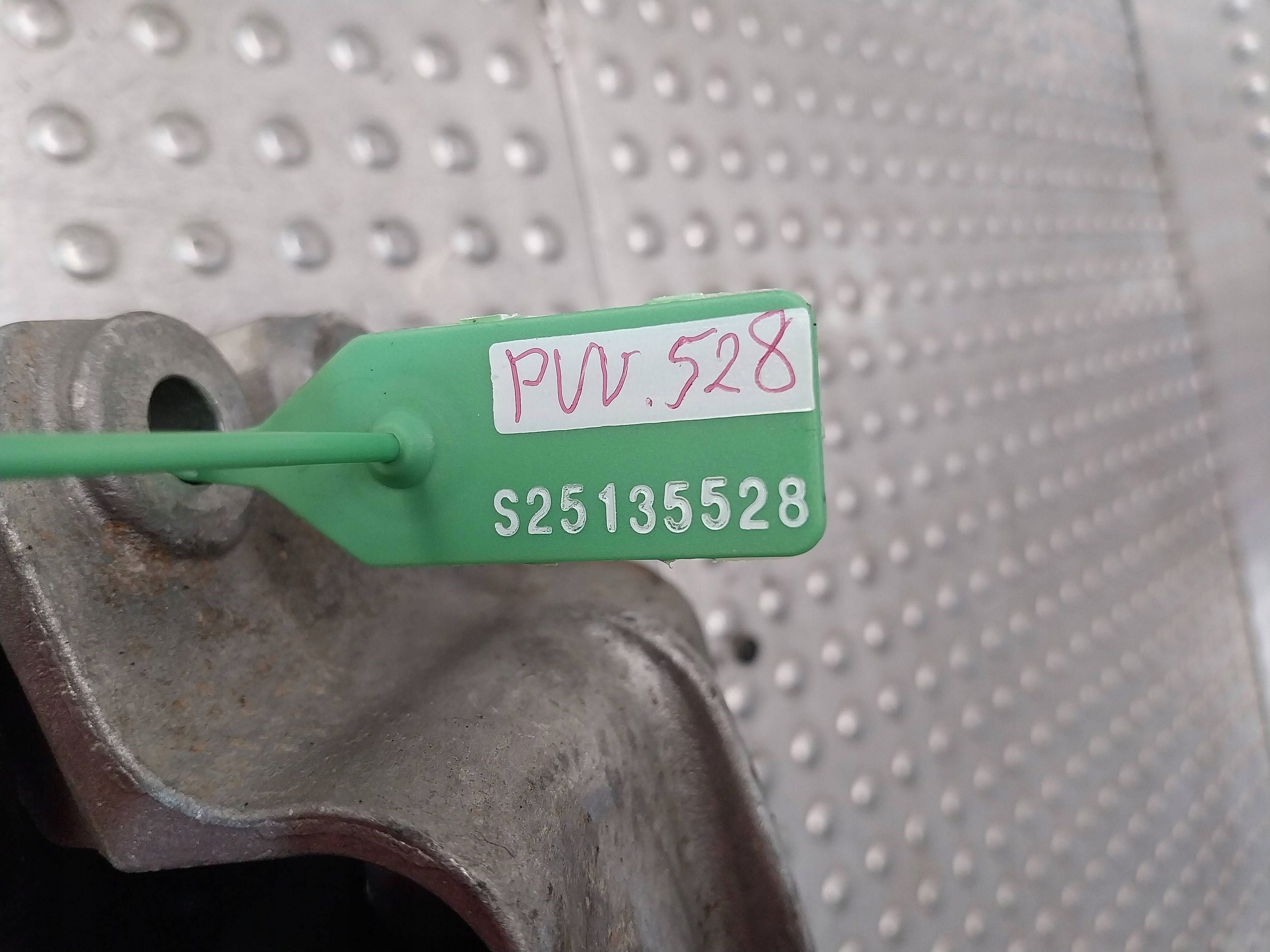 holder gearbox mounting 1K0199555CA A3 8P GOLF VI LEON II 1.2 TSI CBZ