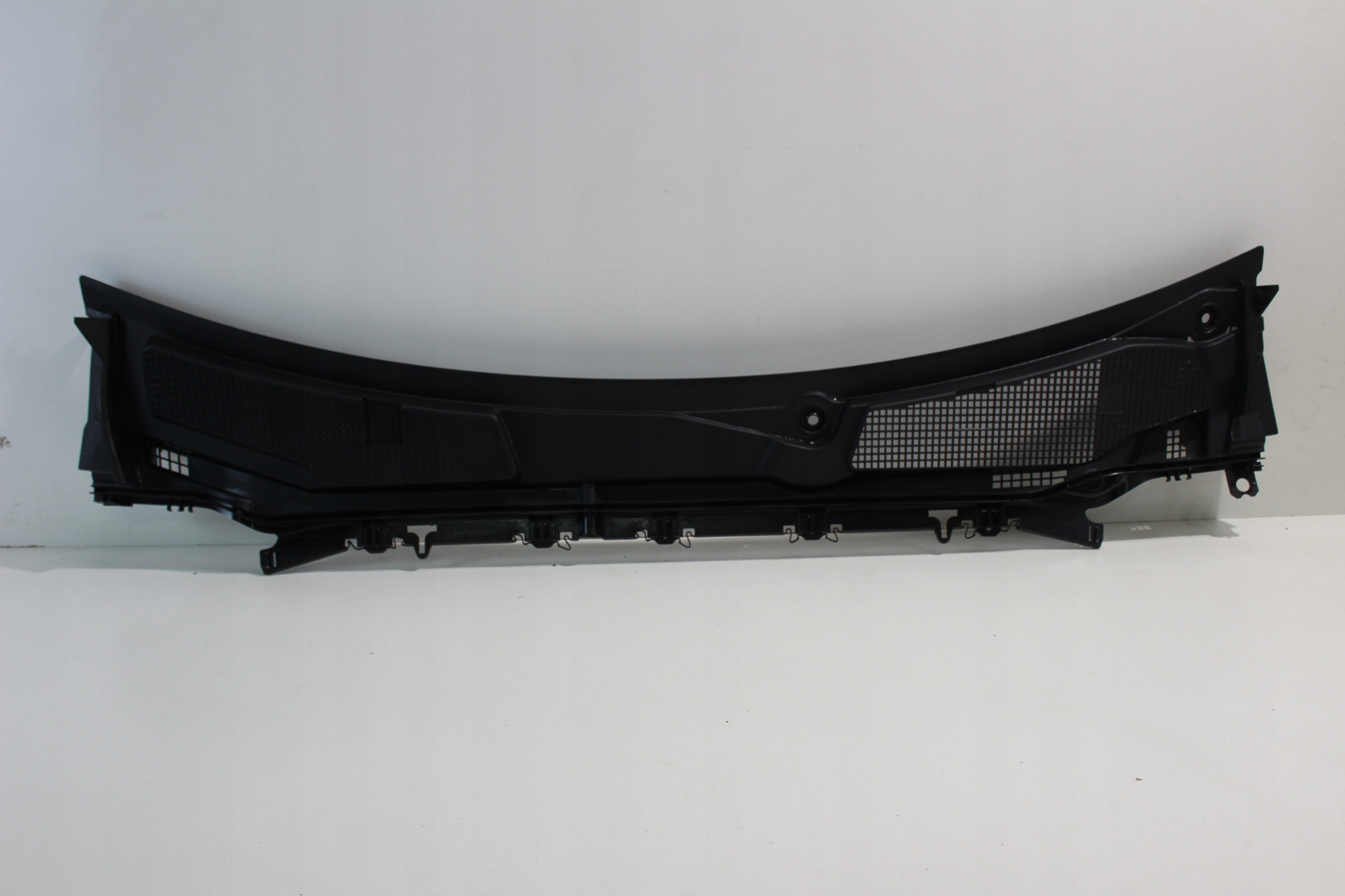 МОНТАЖ ПІД СКЛОМ MERCEDES КЛА W118 A-КЛАС W177 ЦІЛА ХОРОШИЙ