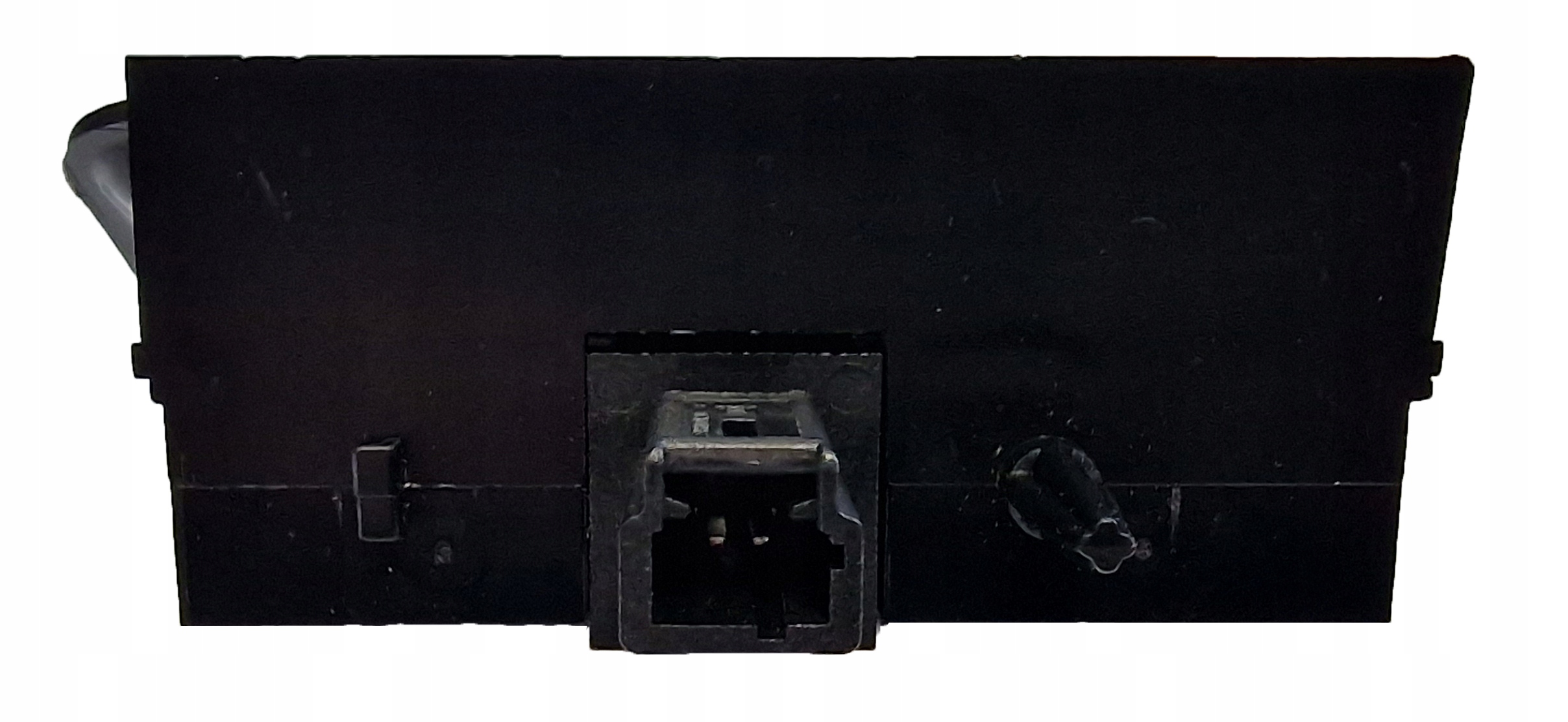 KLAMKA STYCZNIK KLAPY TYL BAGAZNIKA PEUGEOT 407 Part number 8701V5