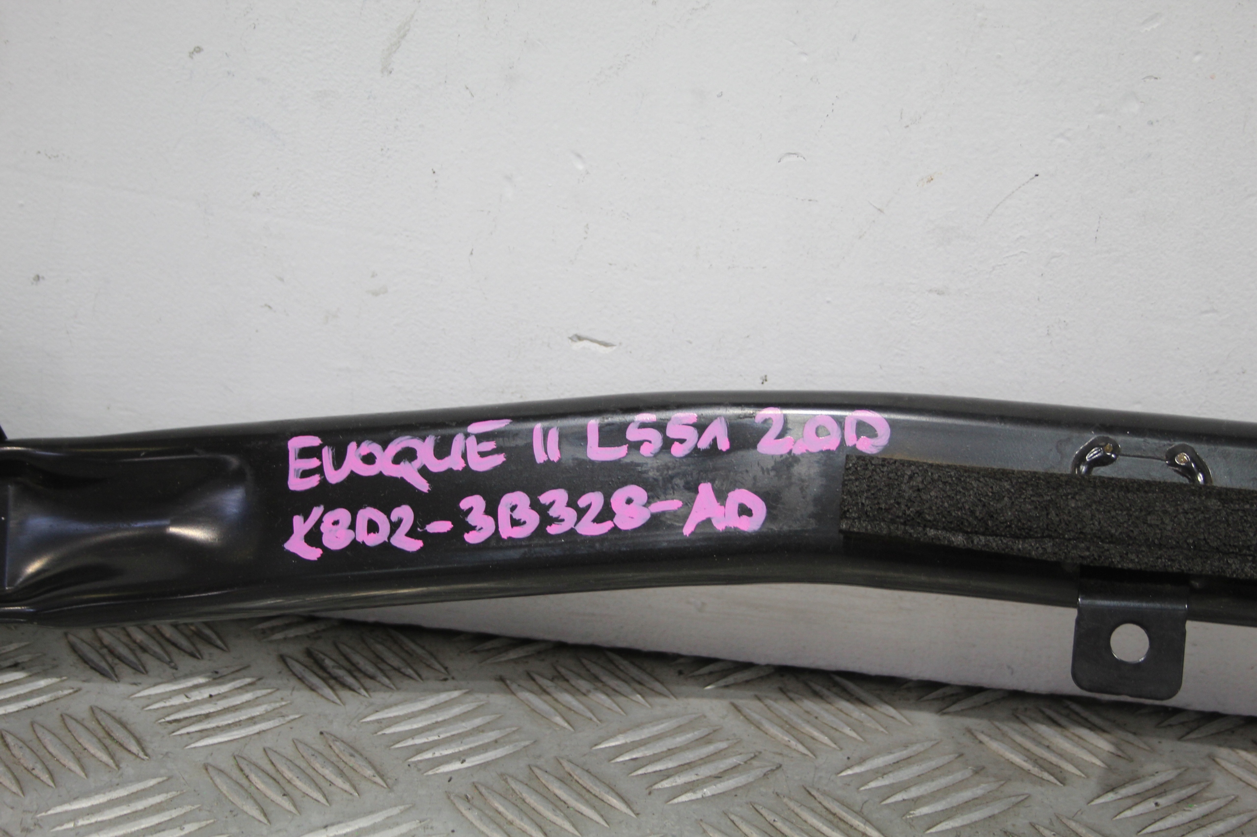 träger spreize EVOQUE II 2 L551 K8DZ-3B328-AD