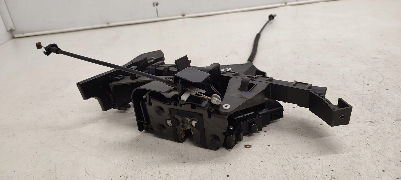 lock rear part rear right Ford C-MAX