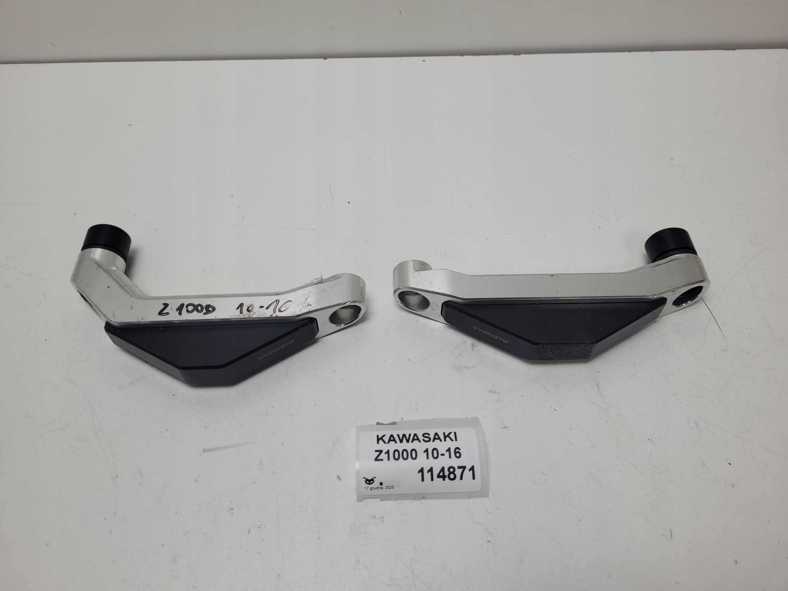 KAWASAKI Z1000 10-16 CRASHPAD OSŁONA SILNIKA