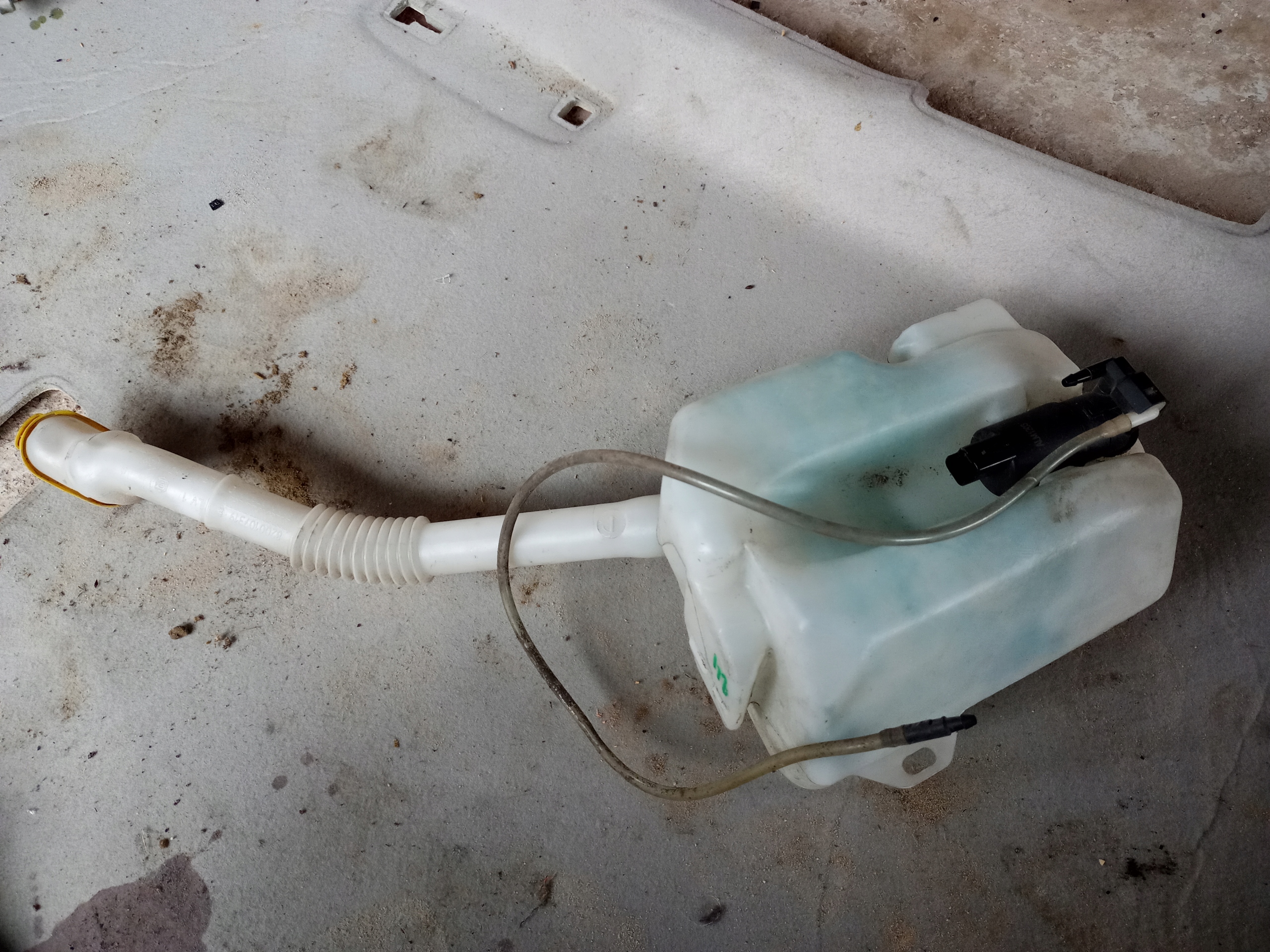 serbatoio LIQUIDO LAVAFARI RENAULT SCENIC 8200104706