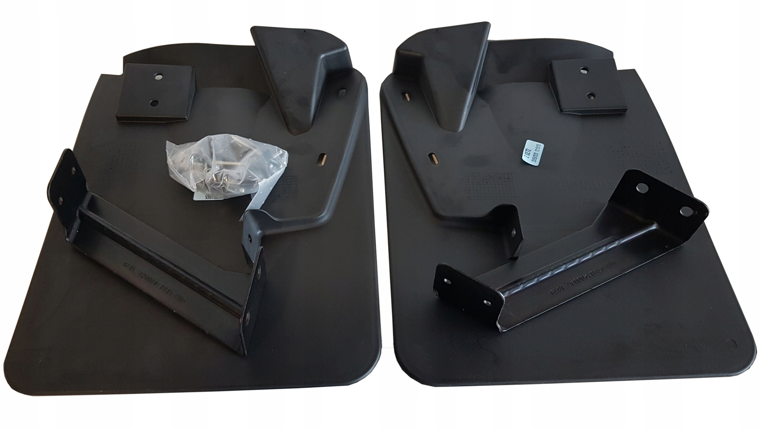 CHLAPACZE TYL RENAULT MASTER III KOMPLET ORYGINAL Manufacturer catalog number 788130688R