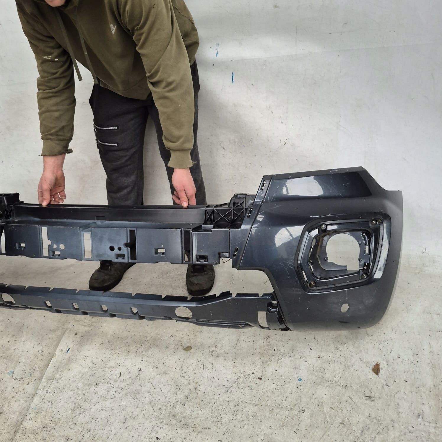 FORD RANGER III 3 LIFT 19-22 bumper front front PDC