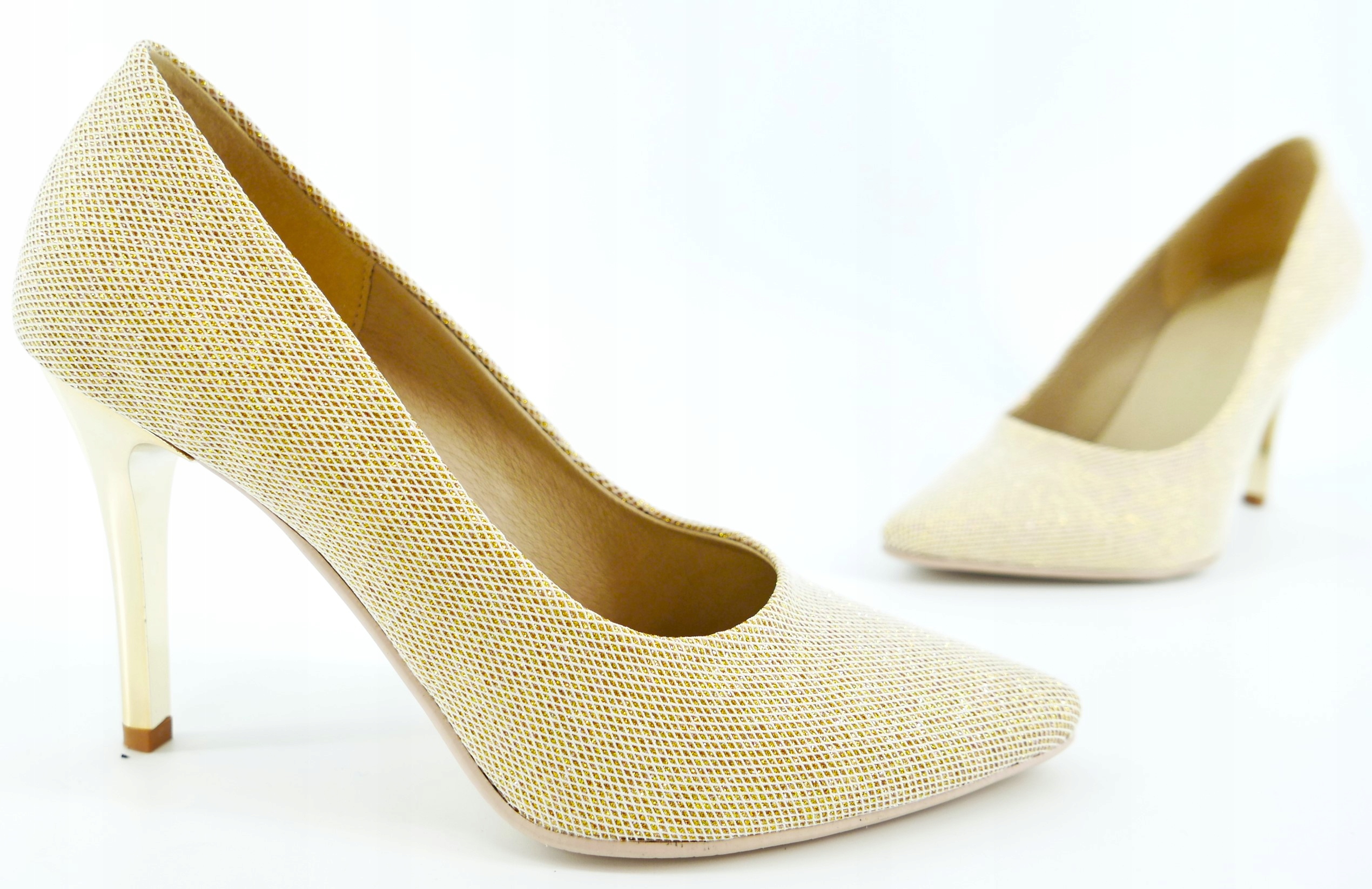 SKORPIO POLSKIE CZÓŁENKA SZPILKI ZŁOTE BŁYSK R38 Długość wkładki 24.5 cm