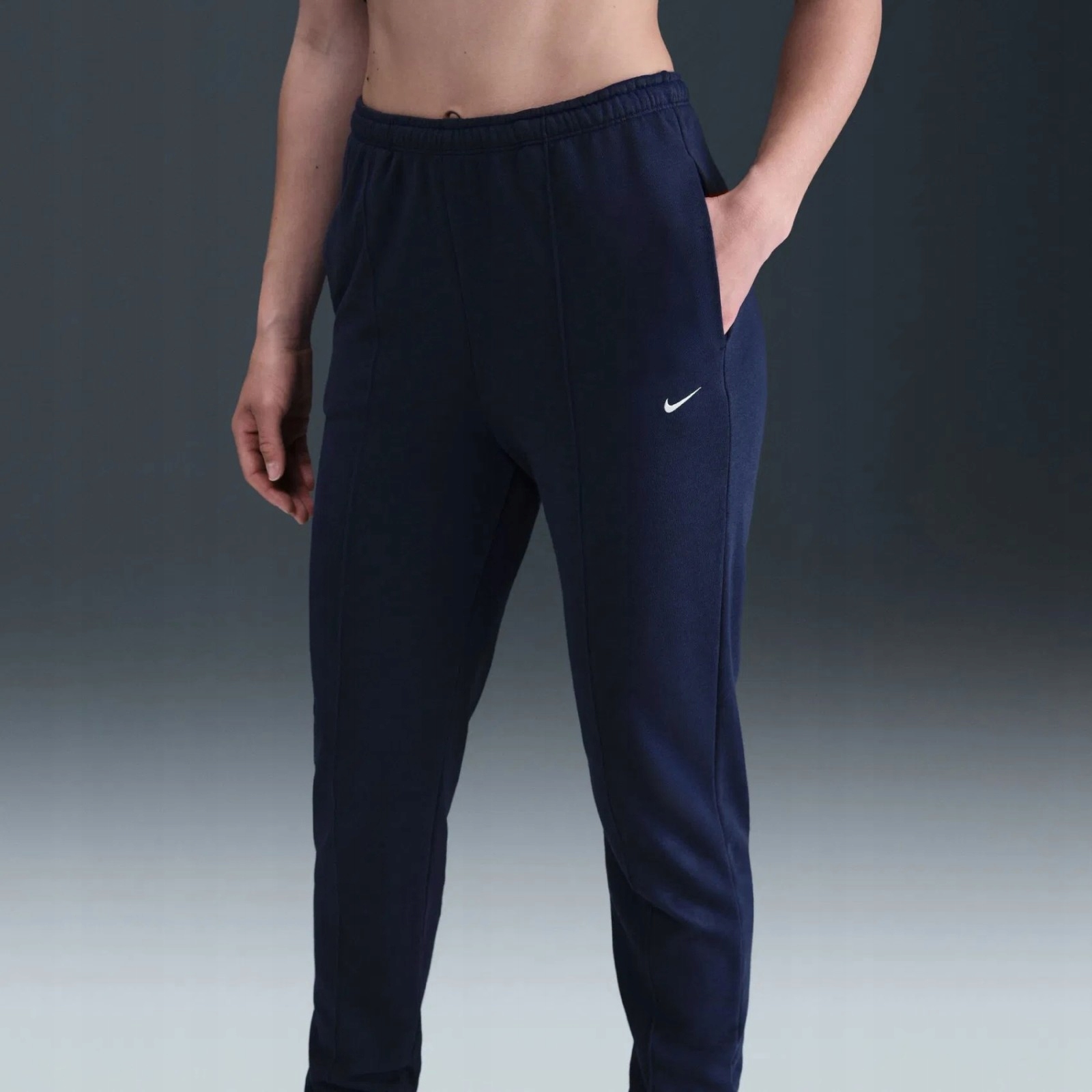 Dámské tepláky Nike Sportswear Chill Terry Womens Slim High-Waisted Pant