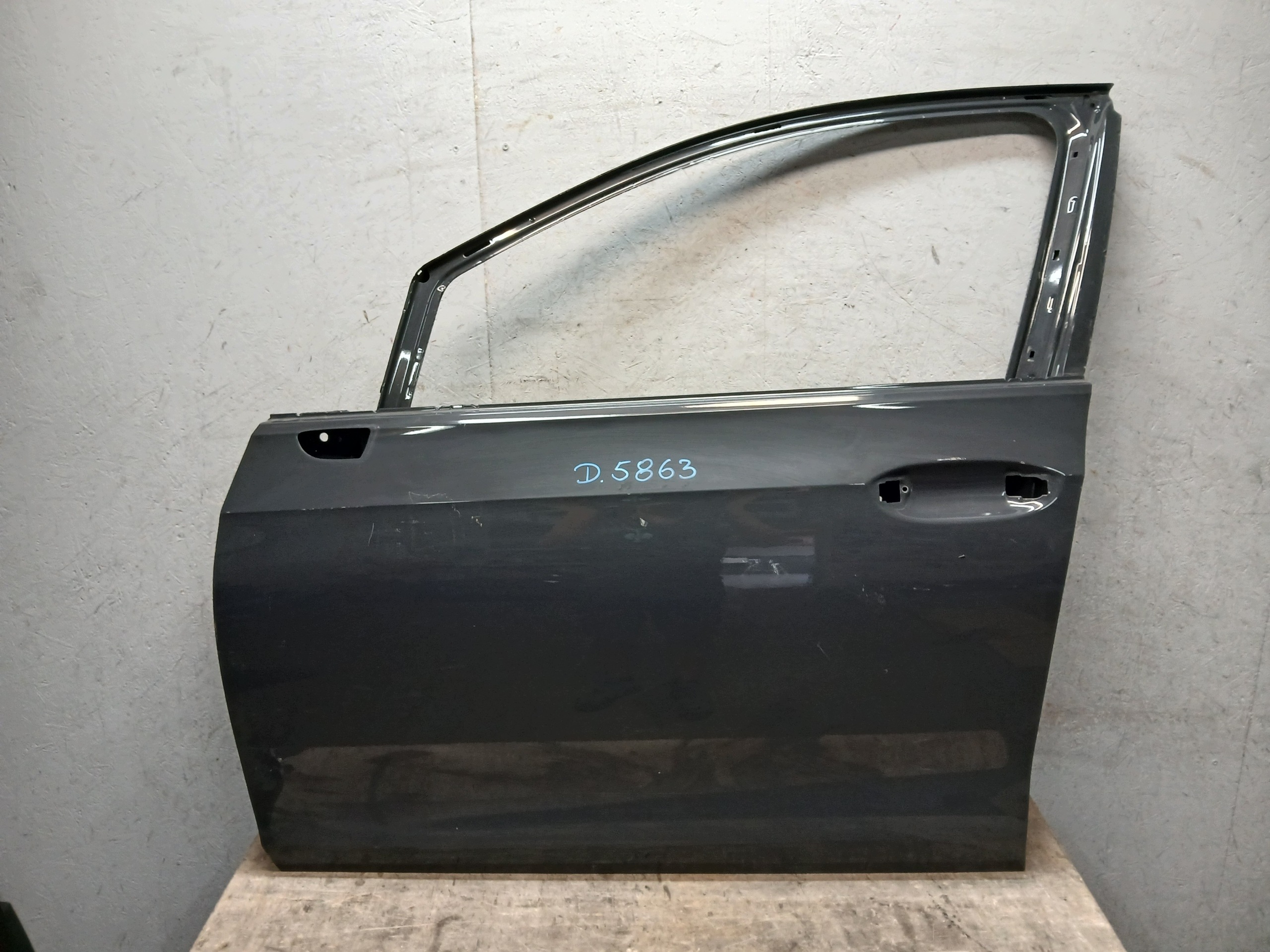 dveře předek levé VW GOLF VIII 8 5H0