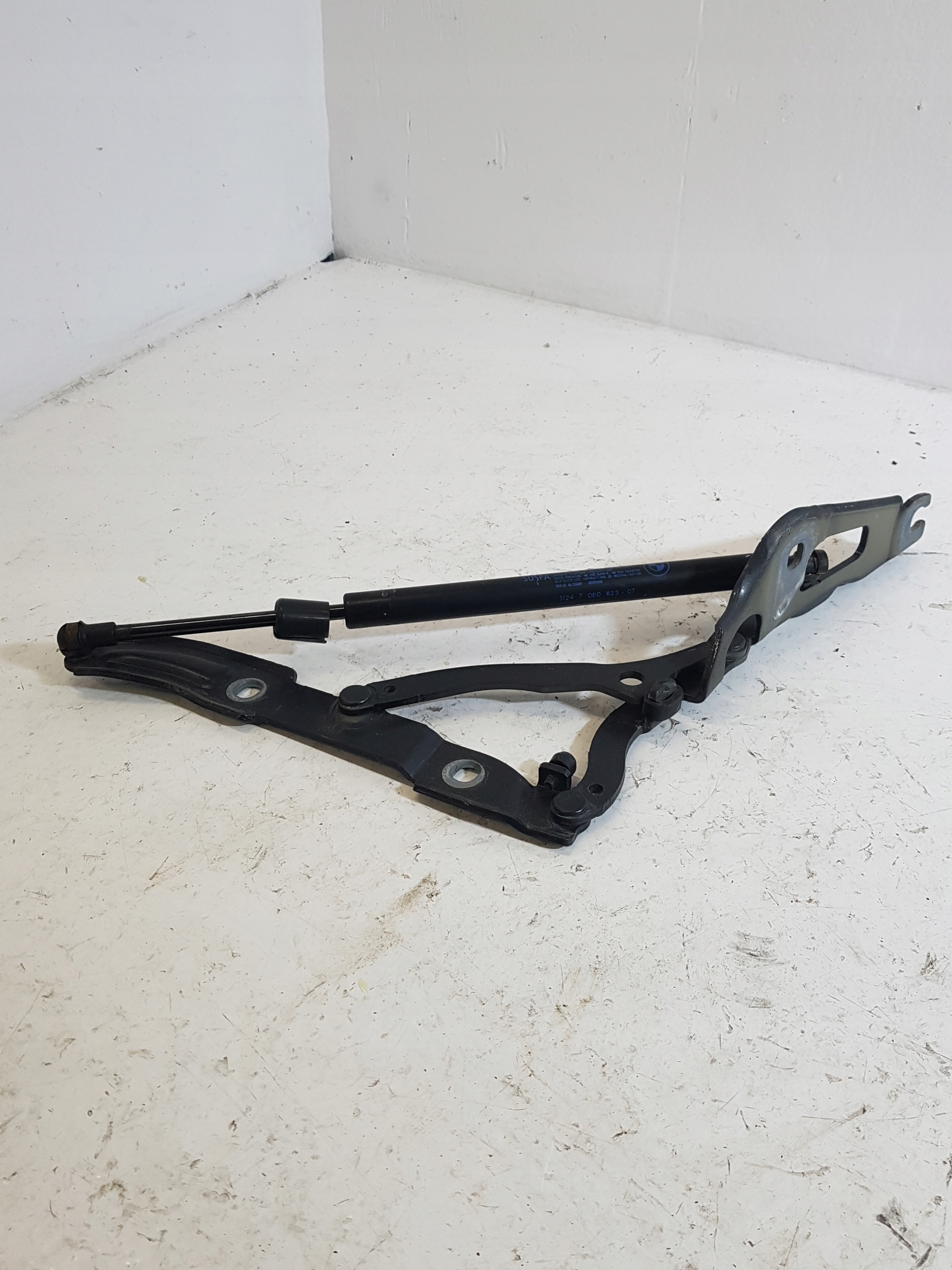 hinge bonnet boot BMW E90 7060627-07