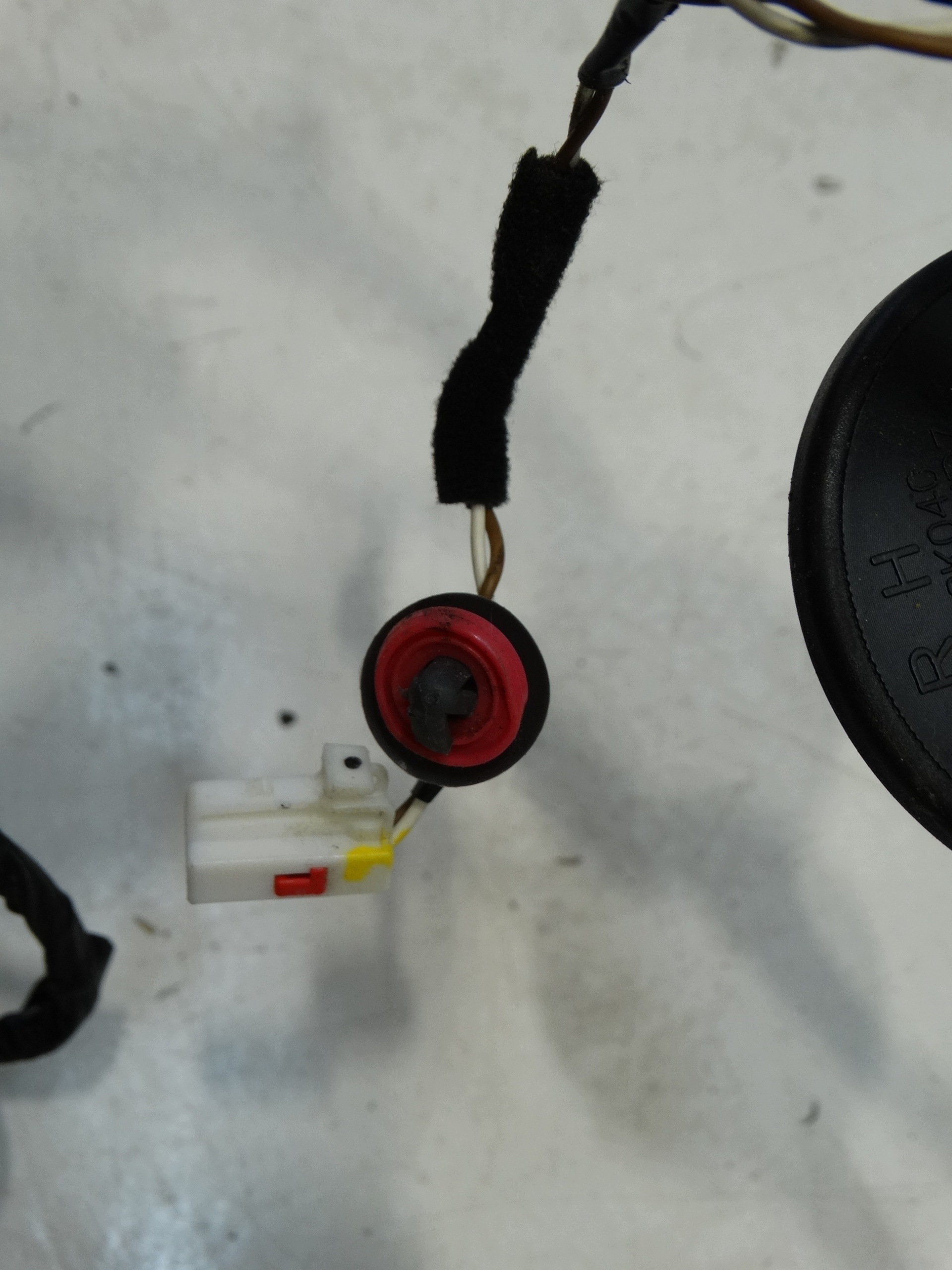 bundle wiring door left front KIA VENGA 09-19R. 91601-1P025