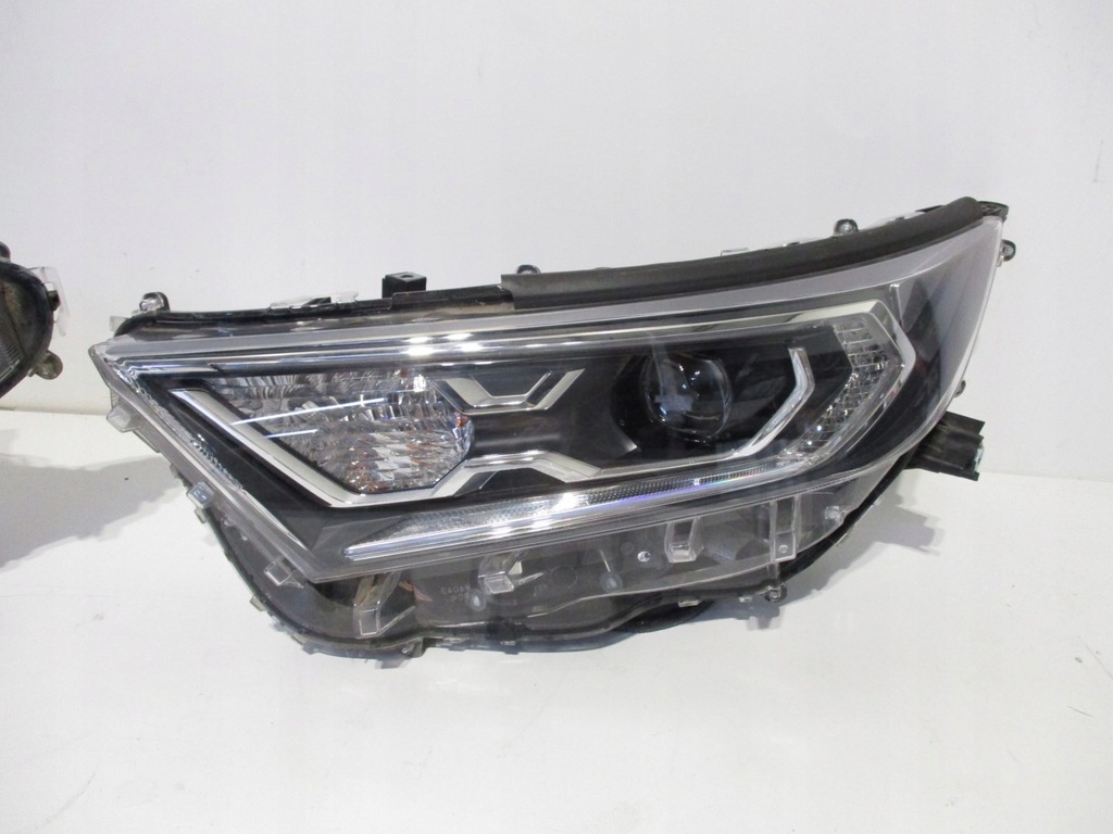 light front FULL LED TOYOTA RAV4 V 19- left