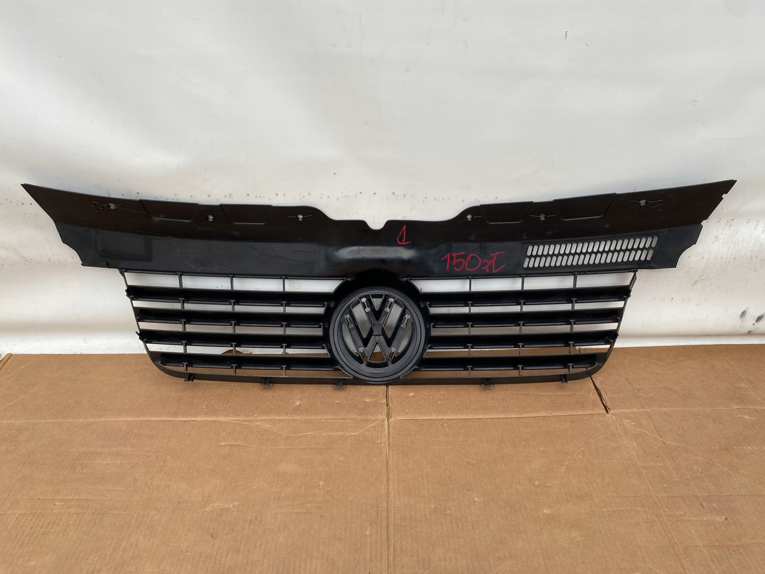 VW T5 CARAVELLE MULTIVAN 03- Grille Original 7H0807101