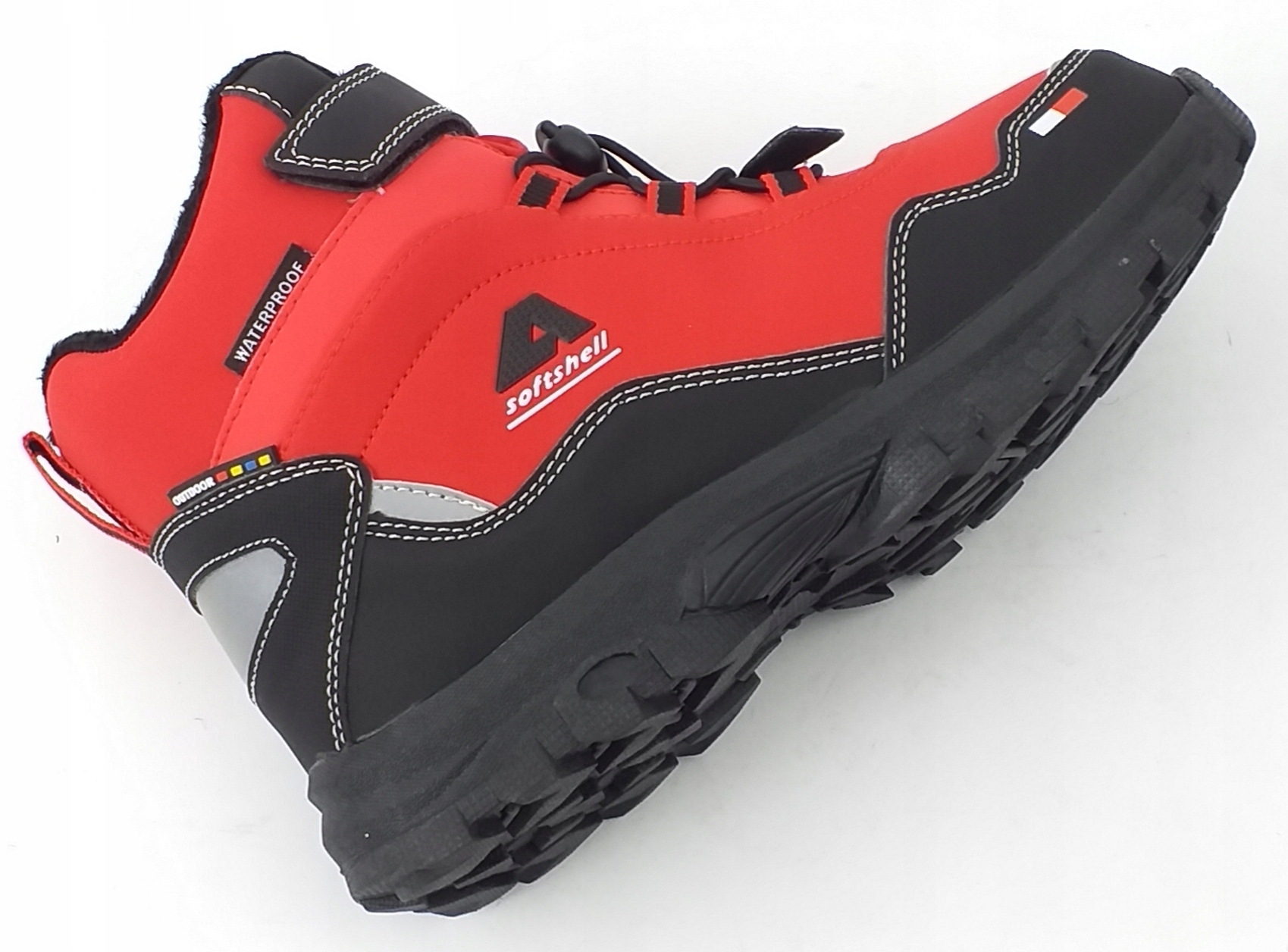 AMERICAN SOFTSHELL BUTY TRAPERY ŚNIEGOWCE GÓRY 39 Wysokość wysokie