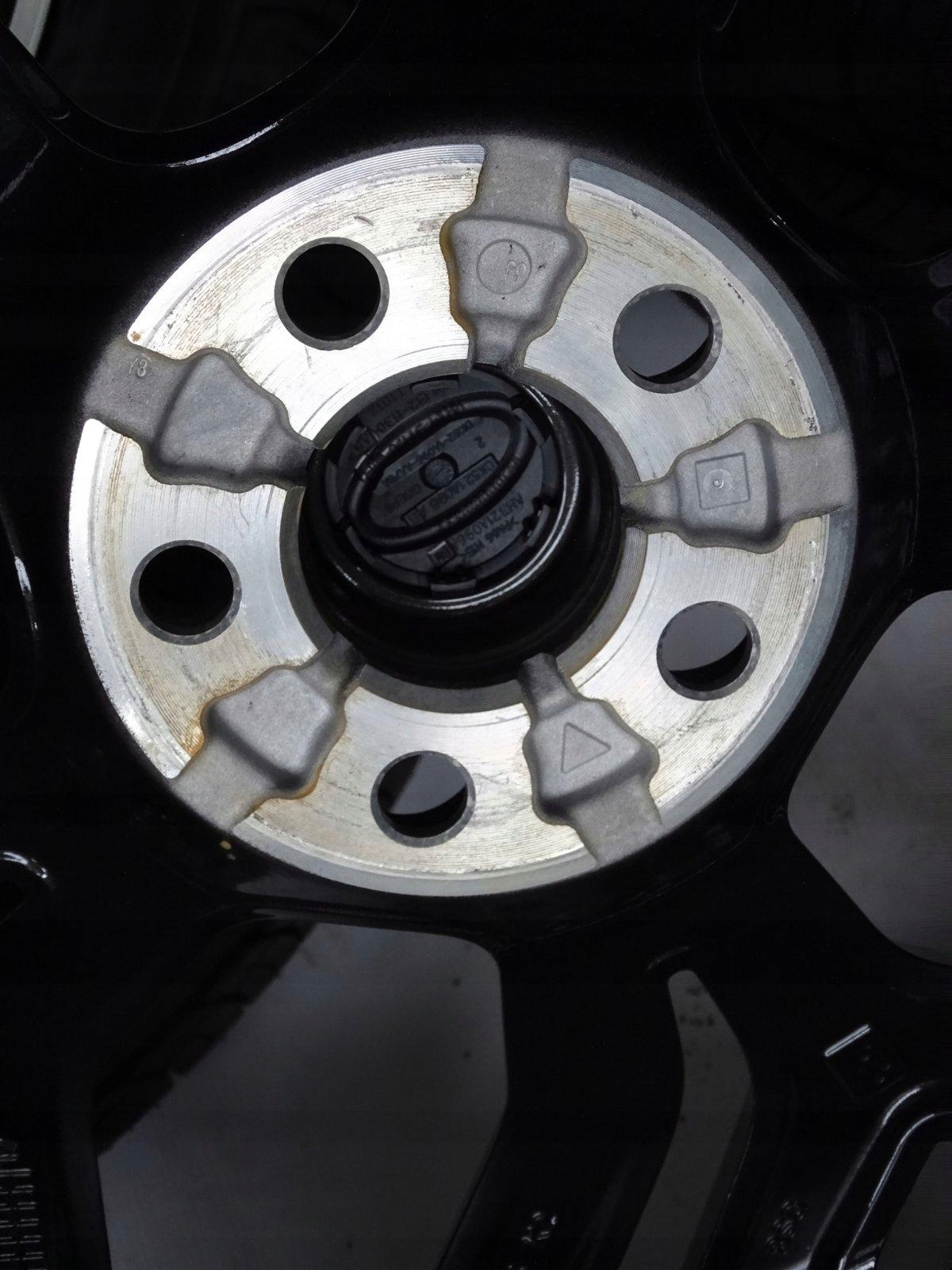 koła felgi aluminiowe 21 RANGE ROVER VELAR TreeEvo Profil opony 45