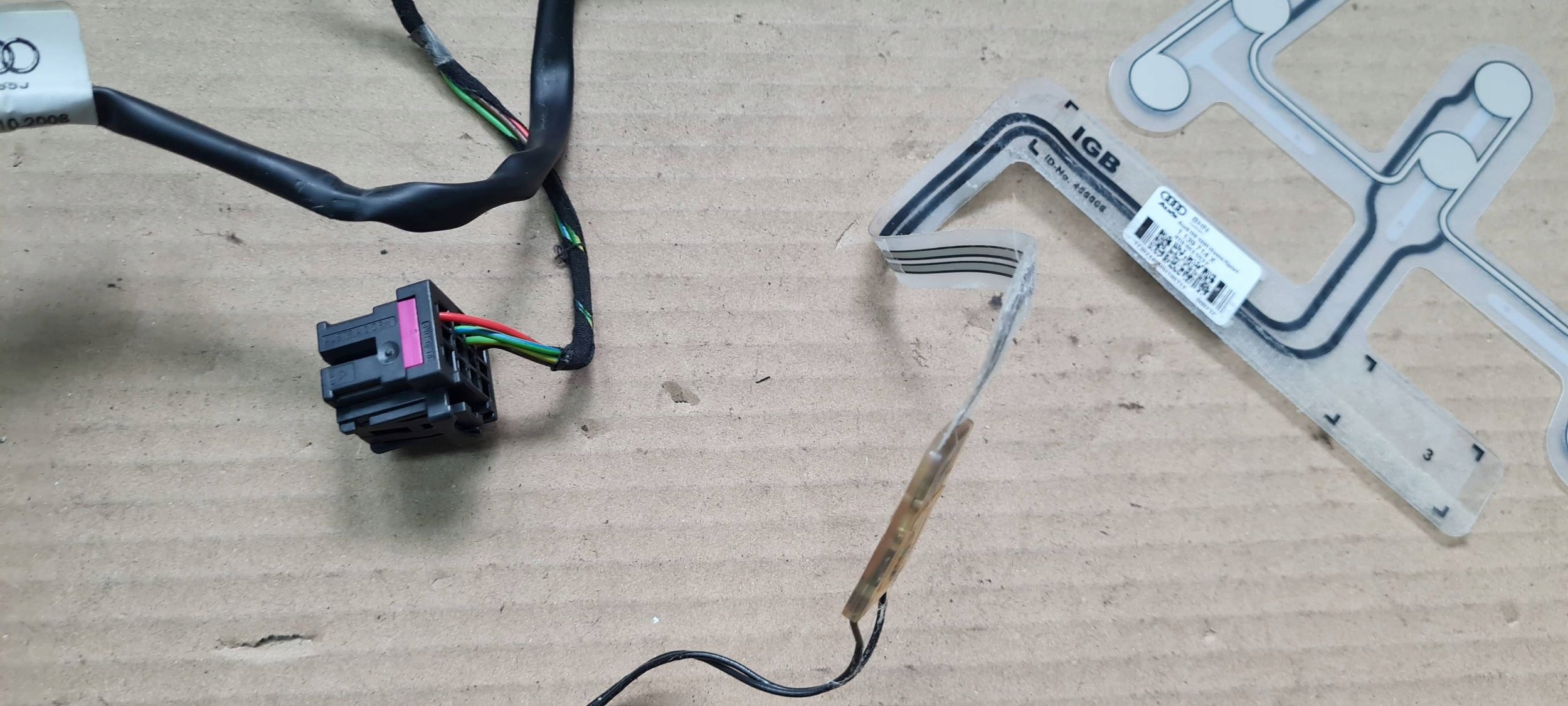 A5 8T LIFT sensor ZAJETOSCI seat front 8T0963553F A4 B8