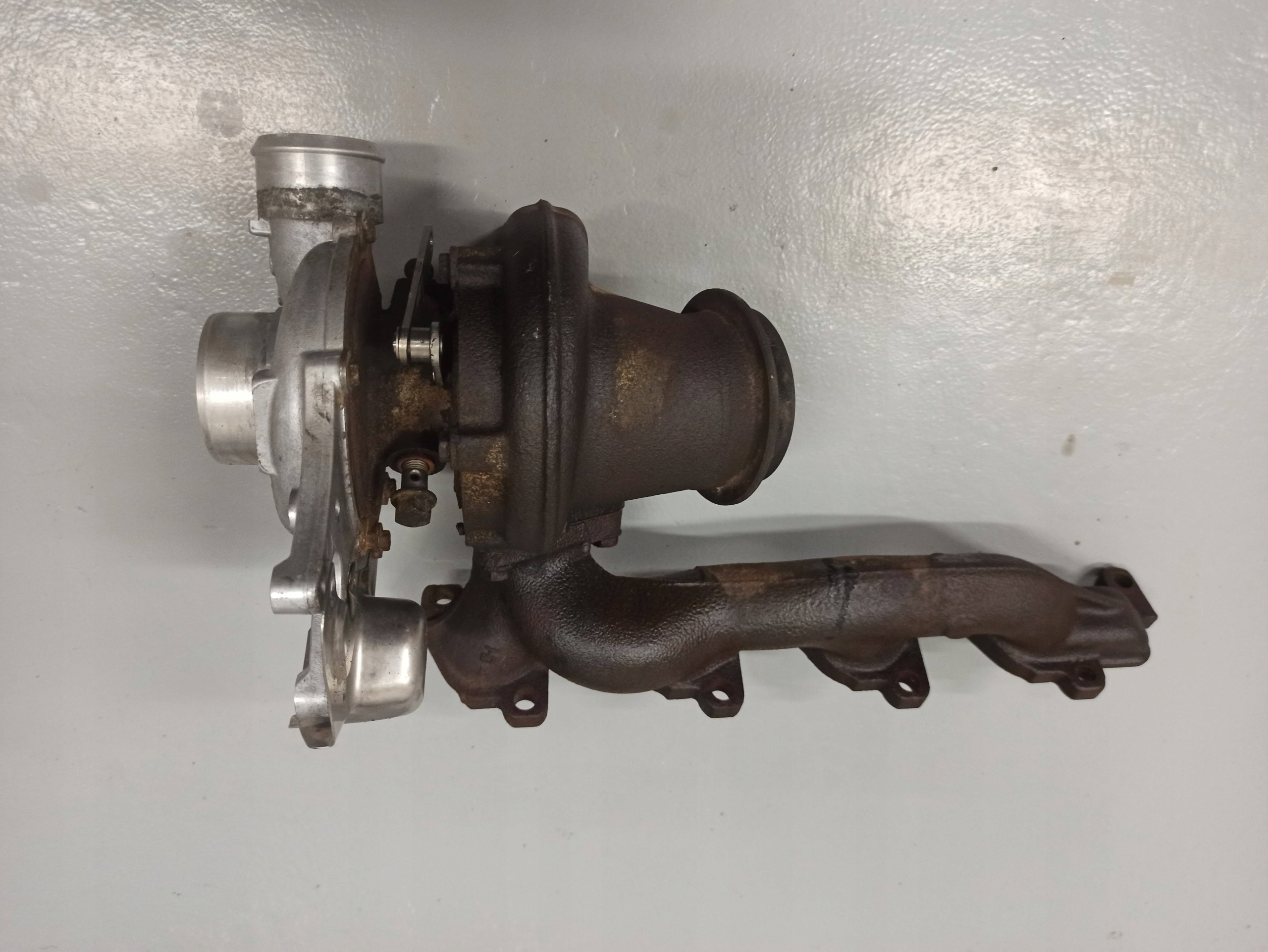 Turbo A6460901380 Vito 639 646 2.2 CDI sprinter